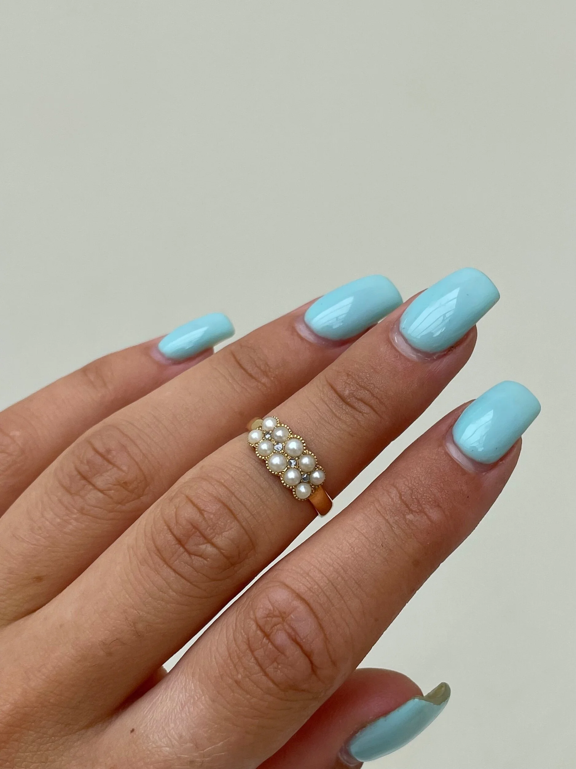 EA1C1806-F63B-4D2A-A4A4-22A1C68E0D6E