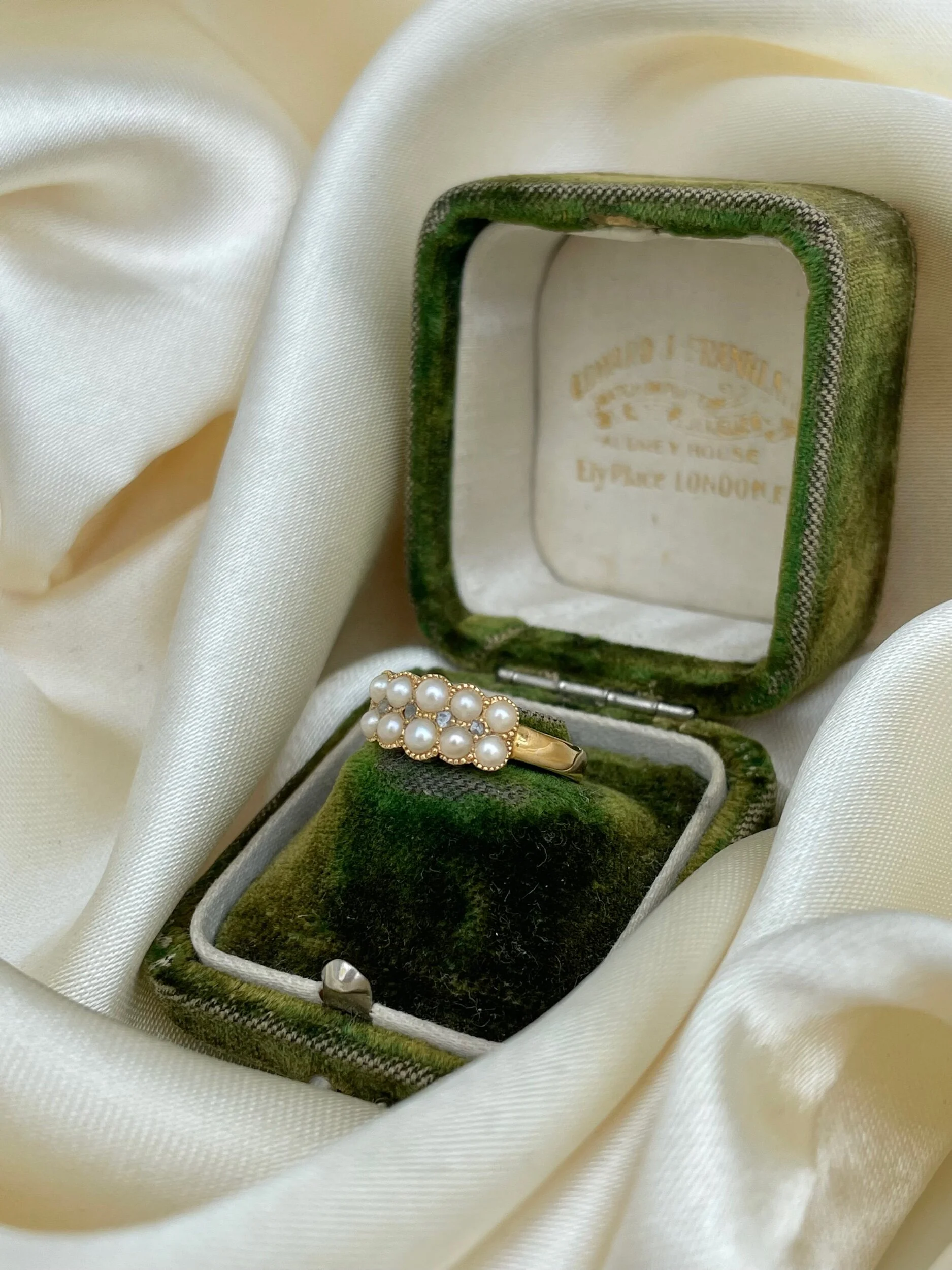 7A061BDB-5004-4F87-A9A3-A71AE9D059BF