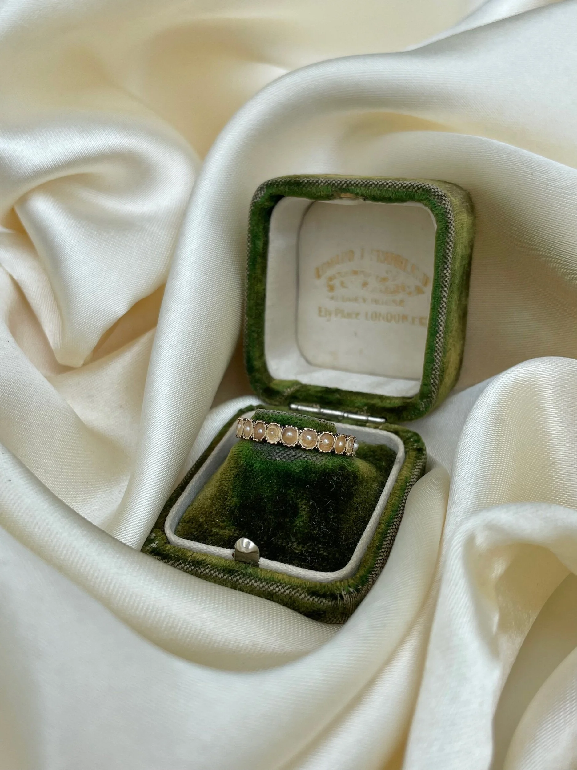 6A14522E-4411-4F15-908C-82A08BA46842