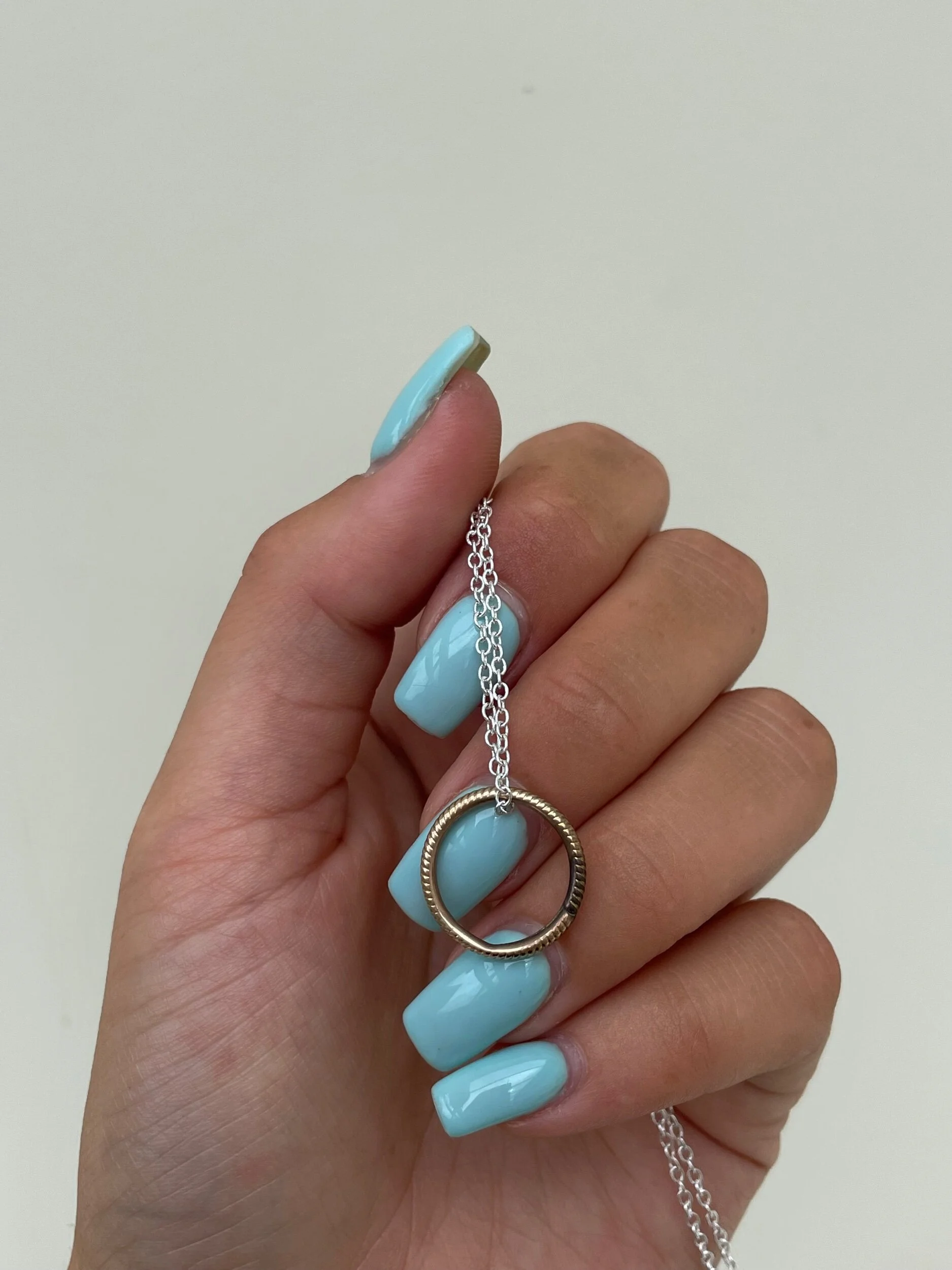 E1F8B3F7-0B5C-4B58-A210-50BA74DBECEC