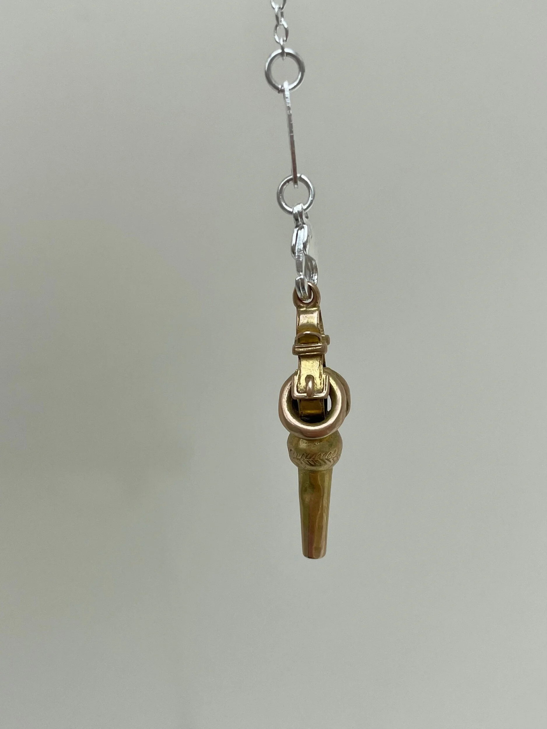 8CDDD92D-2BD5-4D5F-94D3-71876A05055D