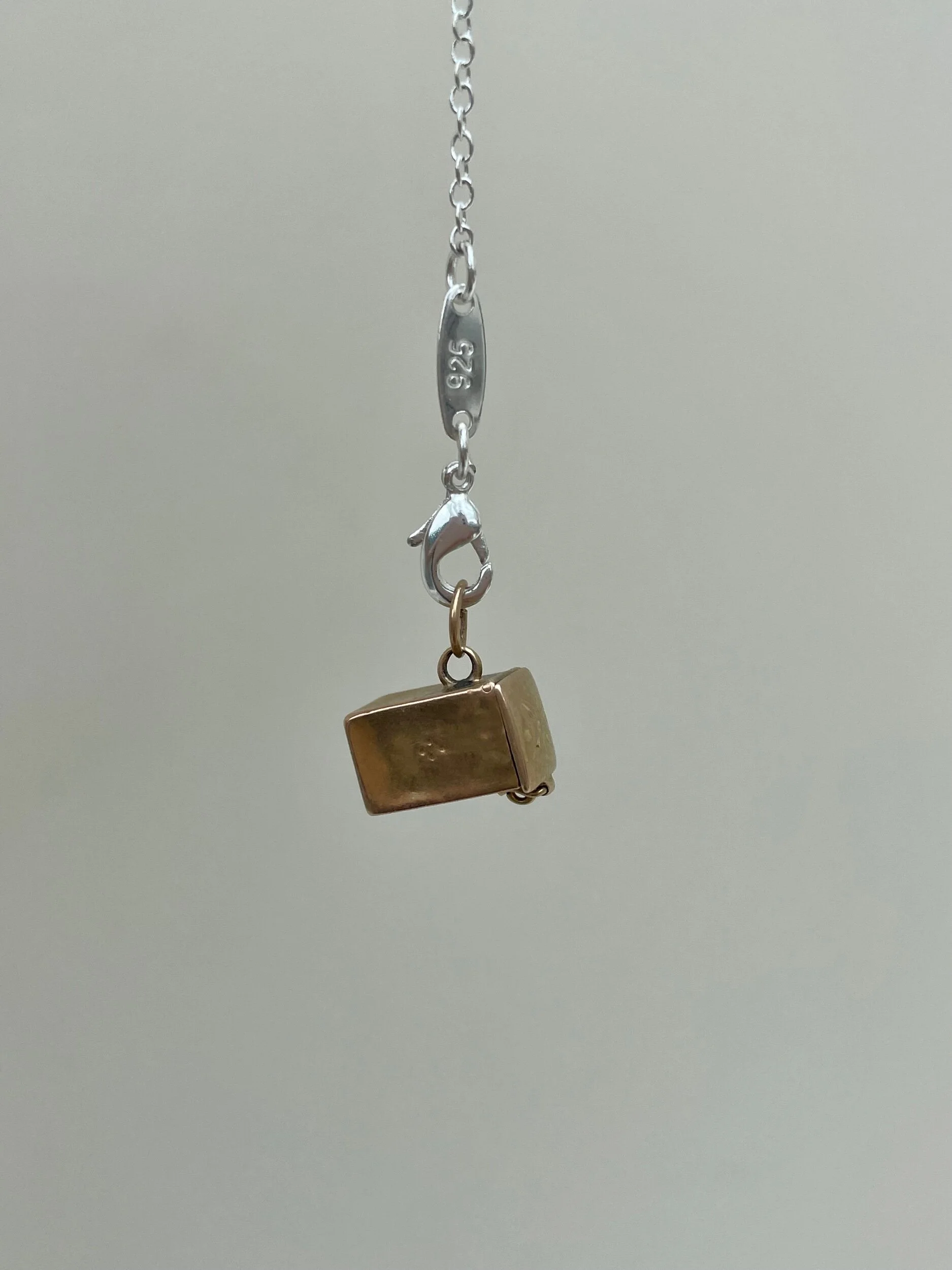 3BDC3BD2-FA0E-456A-901F-A167C85595B0