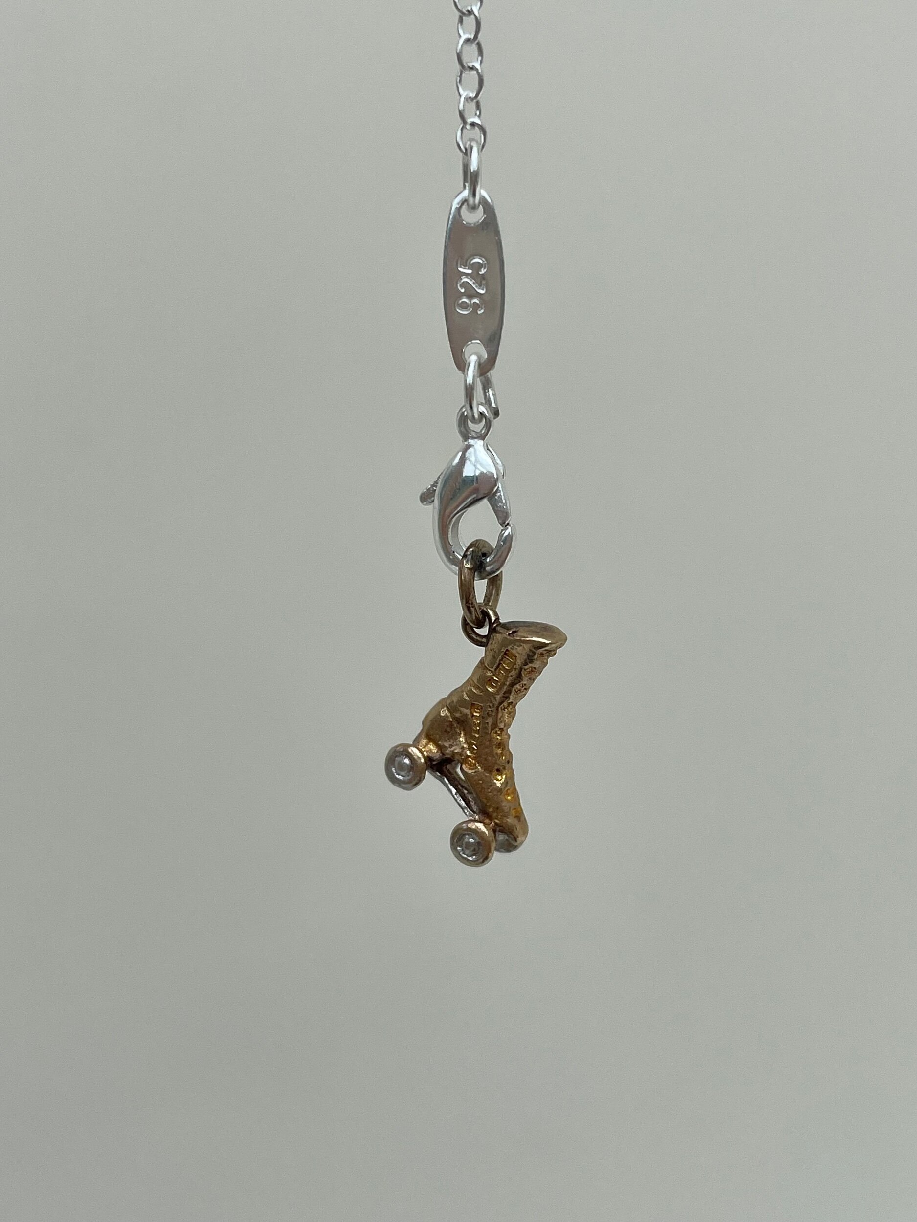 D348D1F0-136C-4ECC-A93C-69F3A16ADFB4