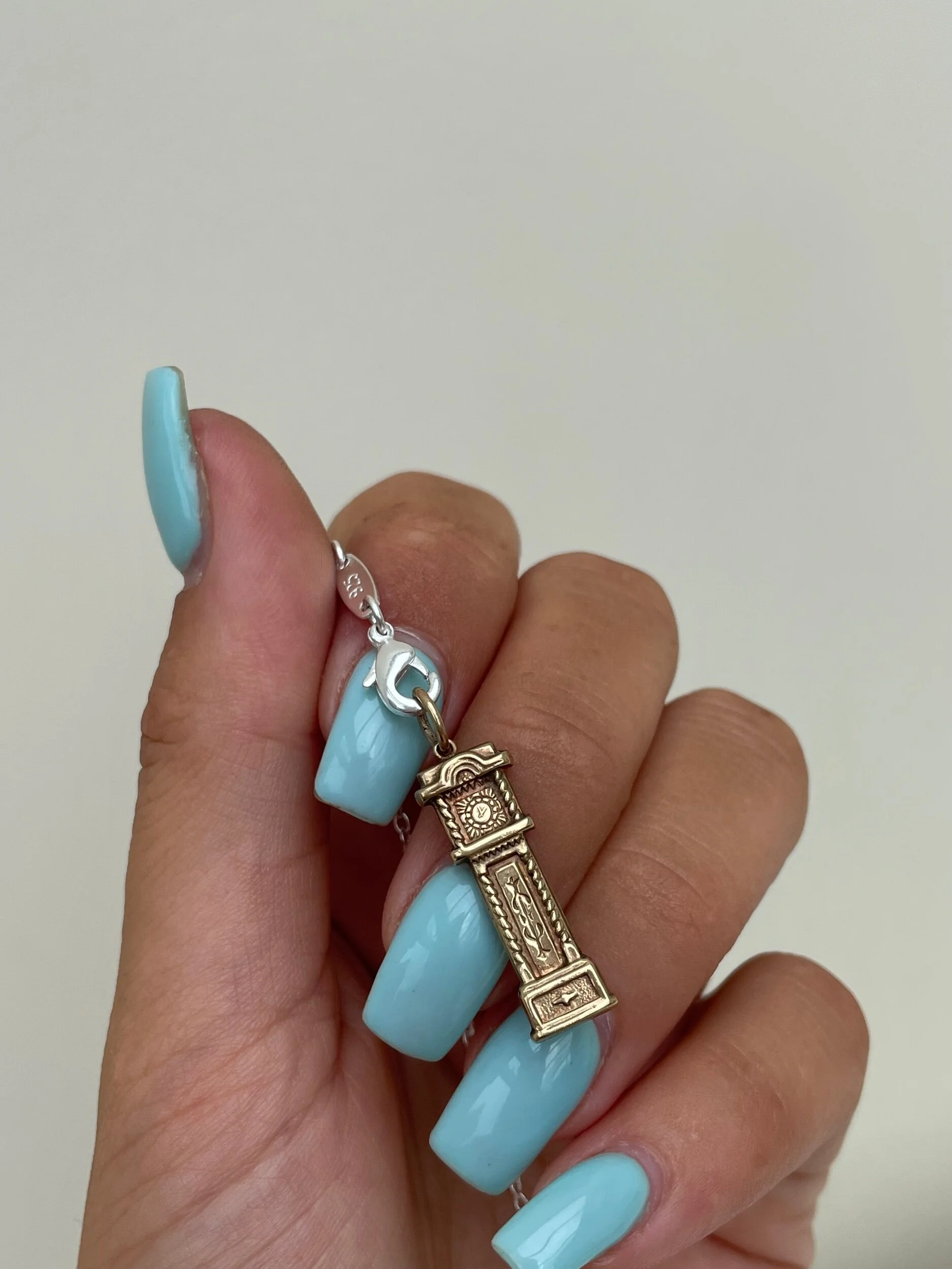 6E1A72DA-3BD9-4805-96C9-1F8497AD14FF