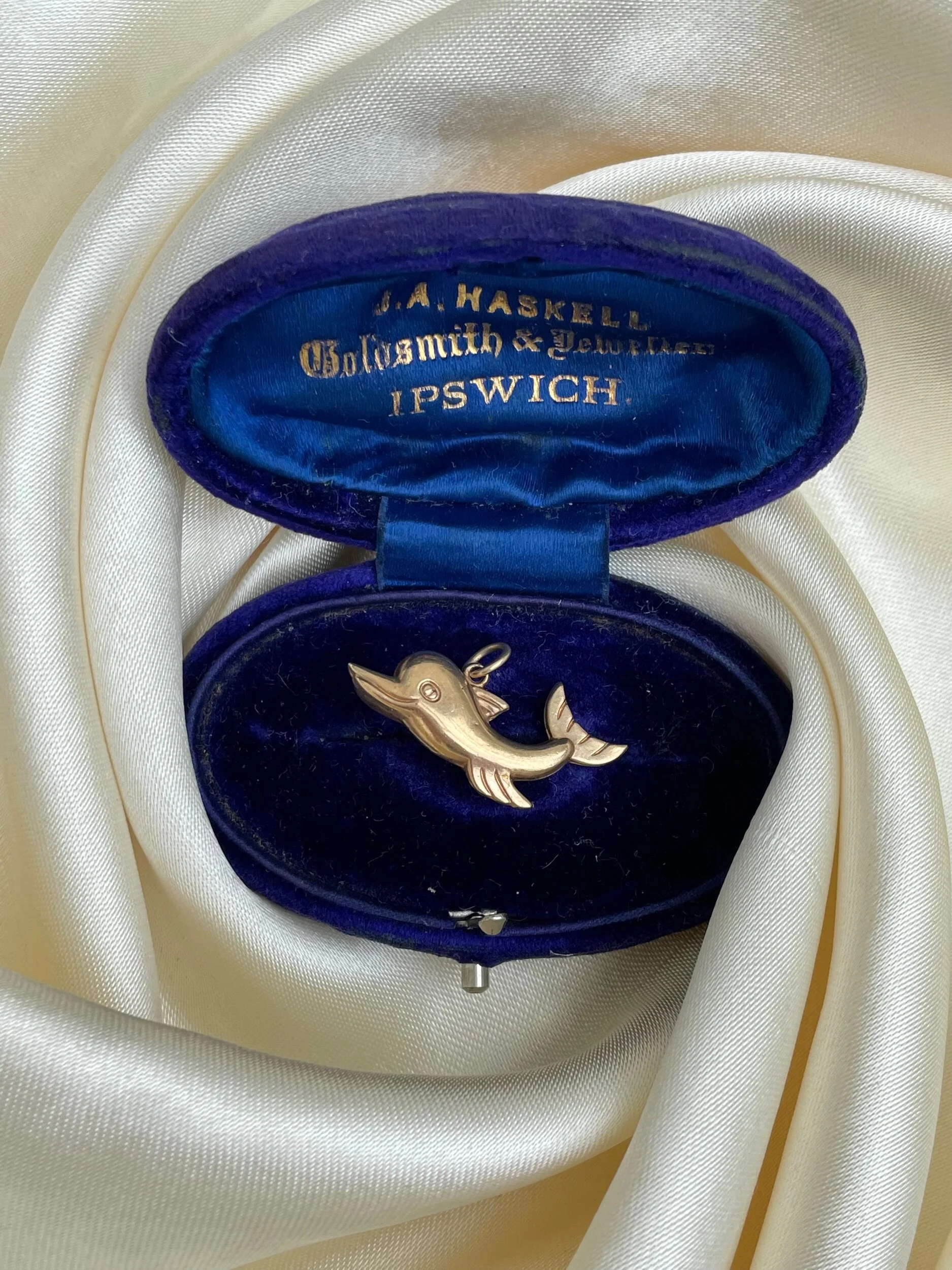 5FC2F629-23D6-48B8-A939-5A50810B56B3