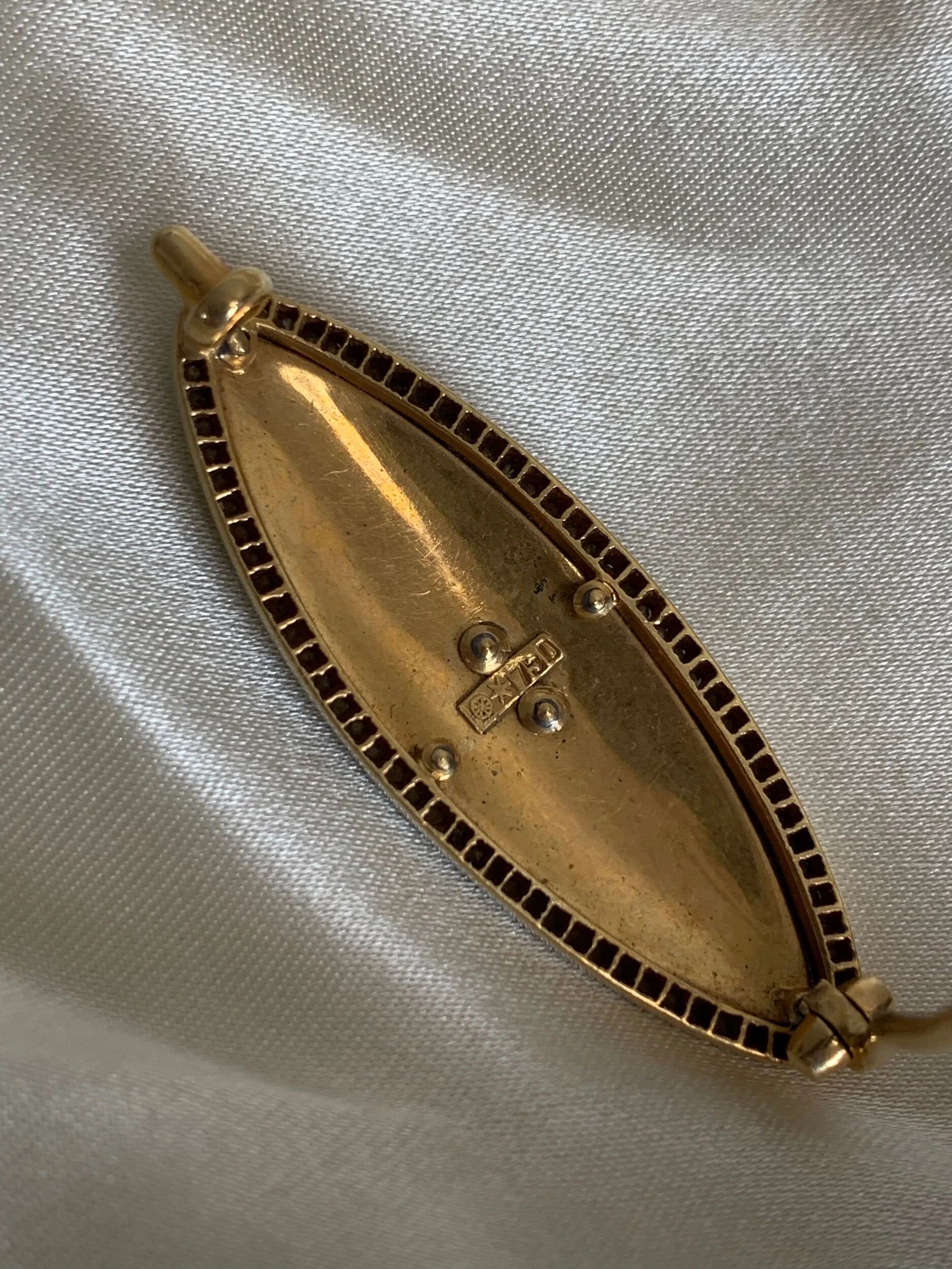 5EFF8F02-2620-4429-891D-BA5770E9685F