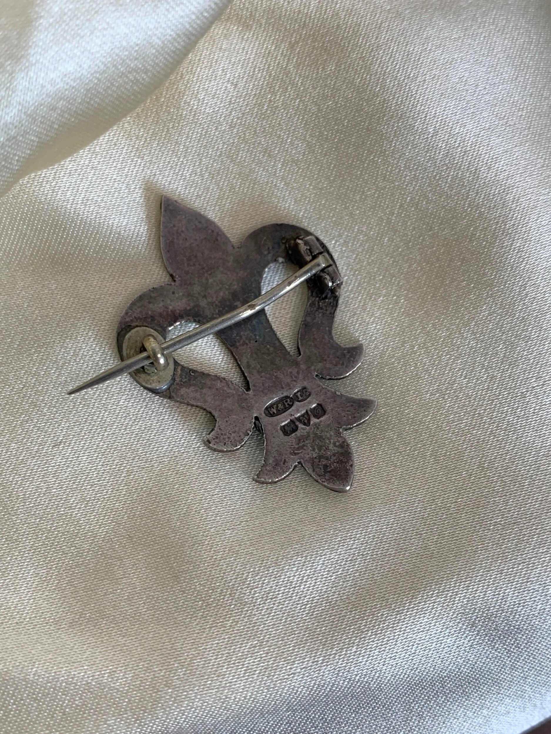 2498BF8F-8228-4C73-B032-59ED7D95E343