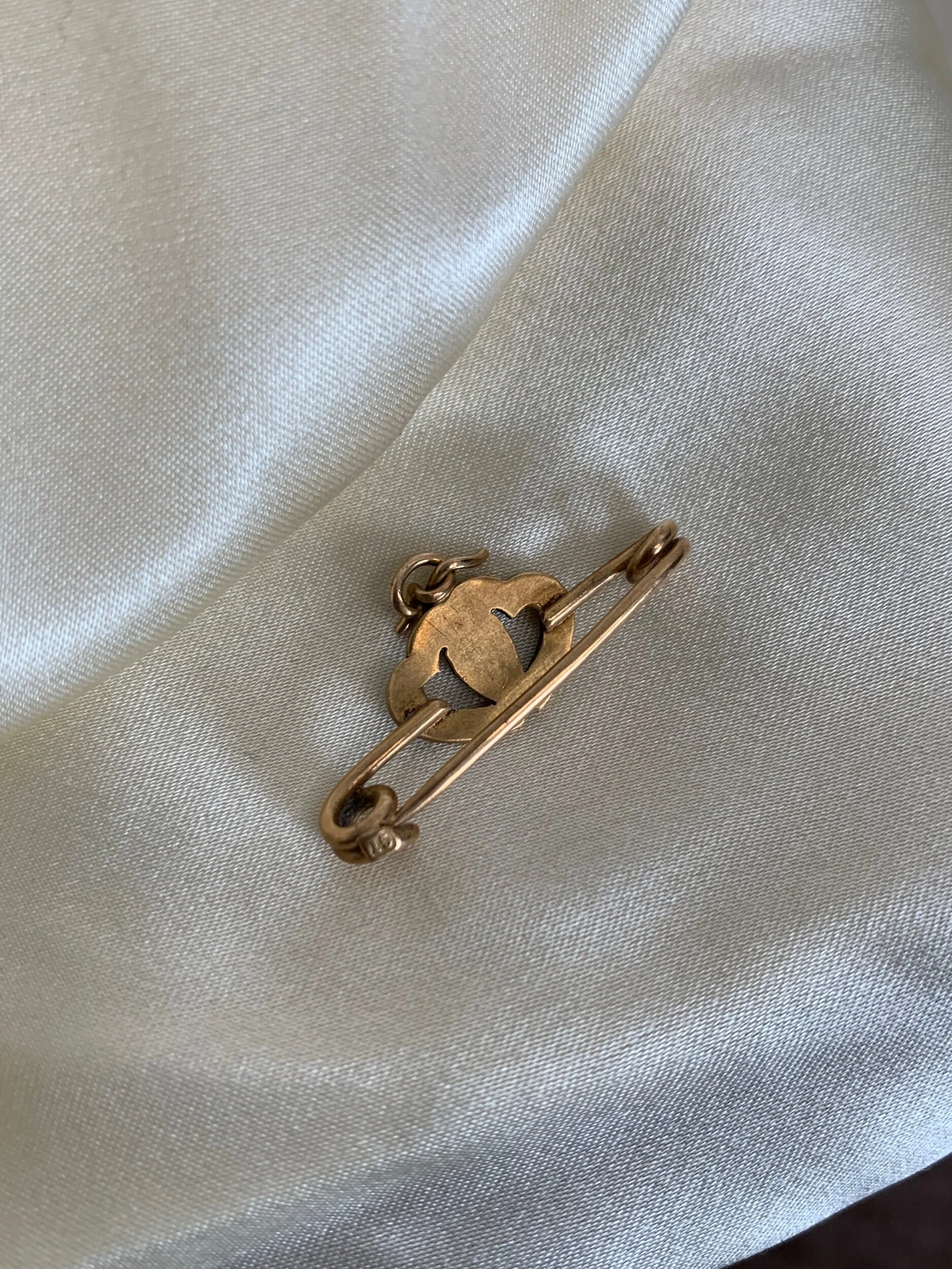 E8B117E0-EE57-4EDF-AEAE-78EFB102C0CA