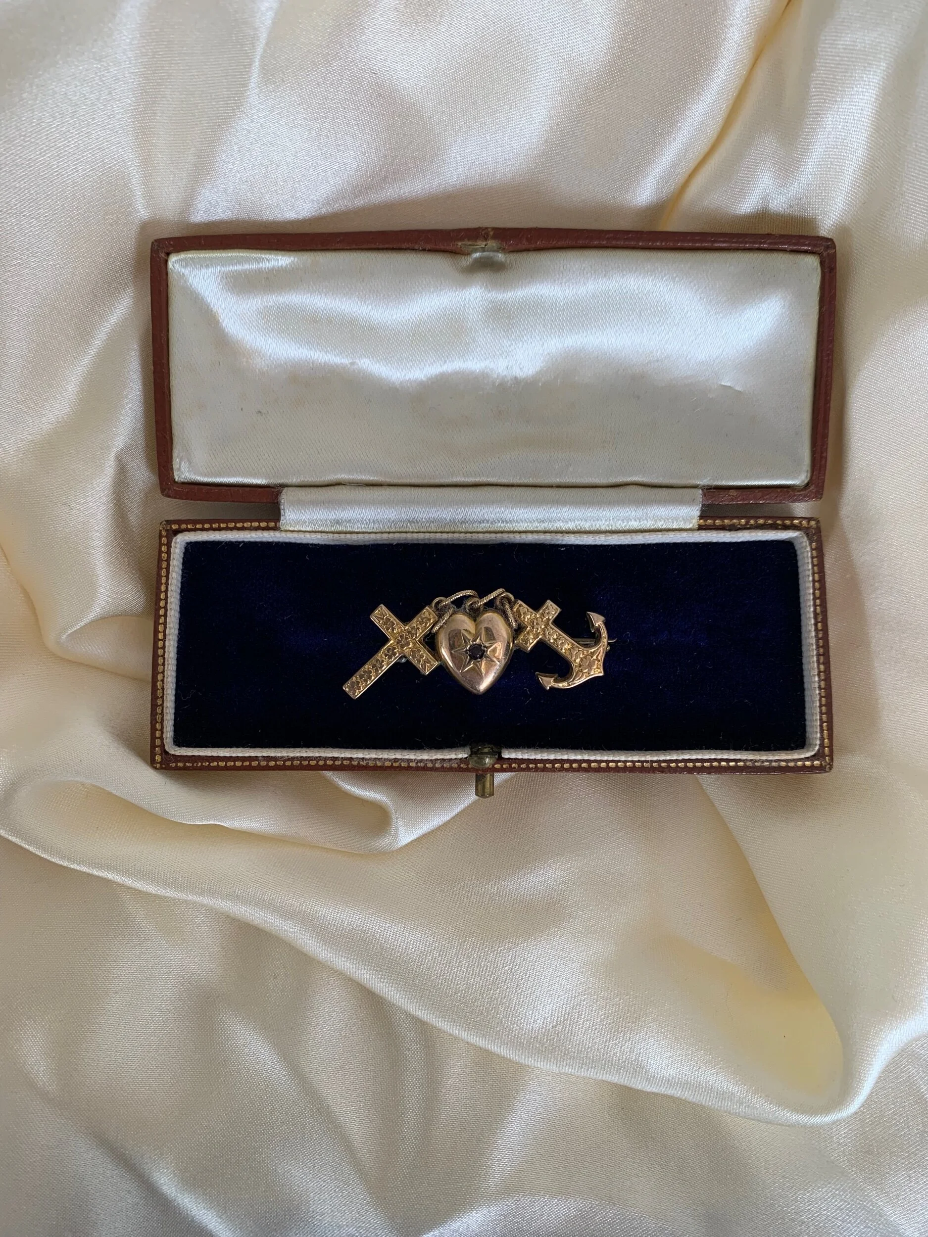 EECF3005-9FFE-48A0-93A6-E4F425047B6E