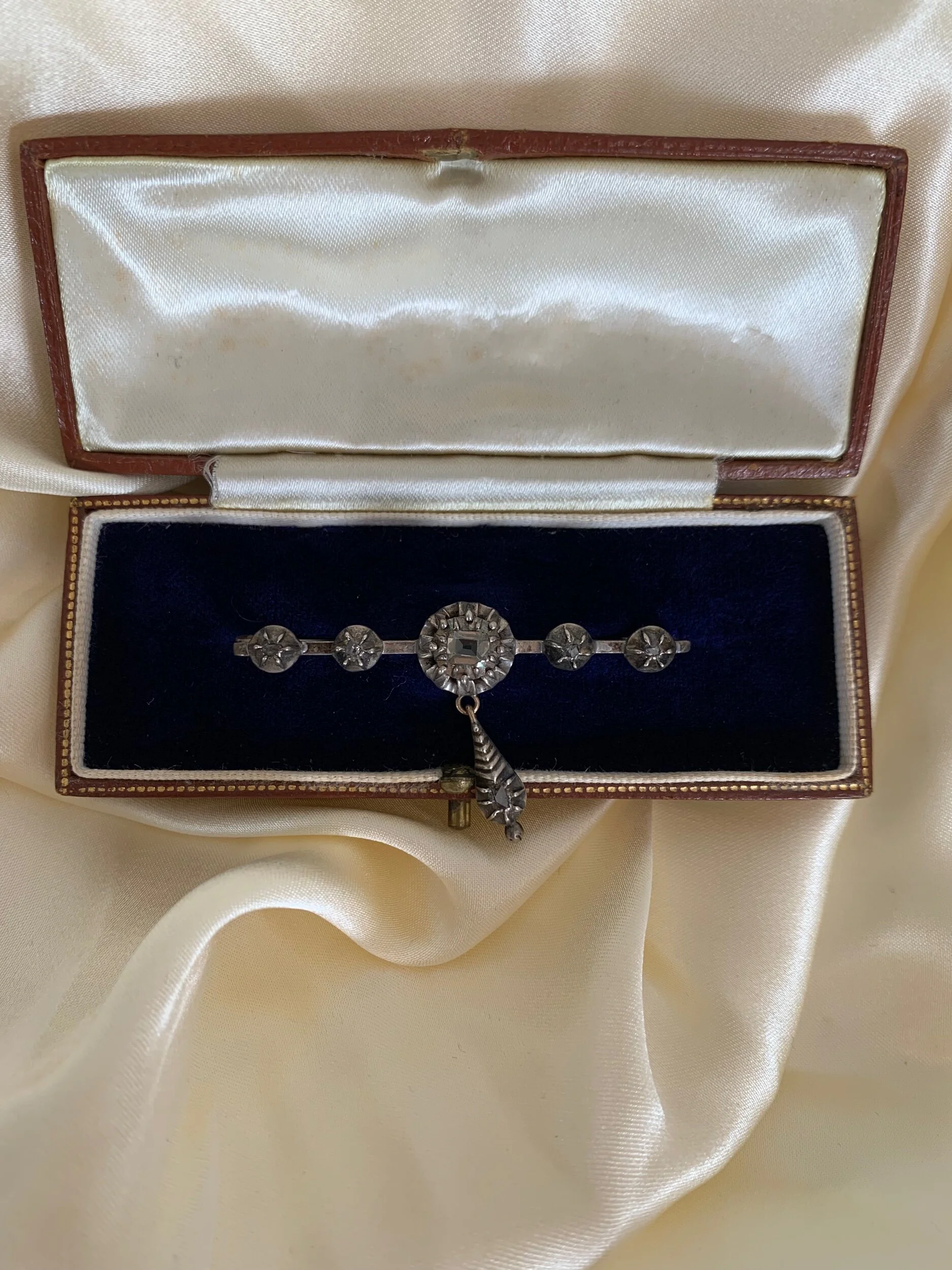 955951FB-1635-486C-829D-3EA6EE80D88A