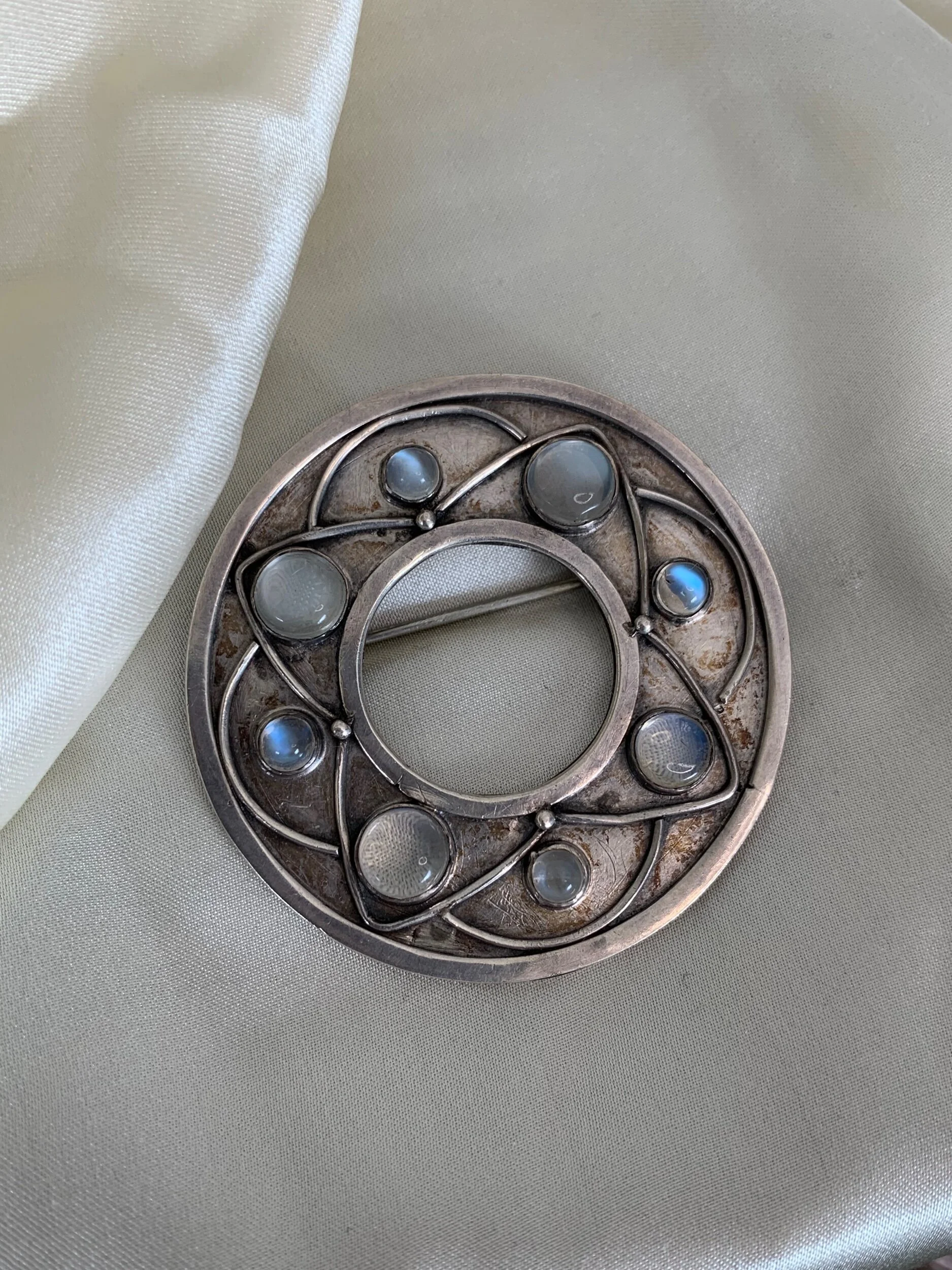 BE8BF7E6-6868-4F30-9163-D8B0343D208D