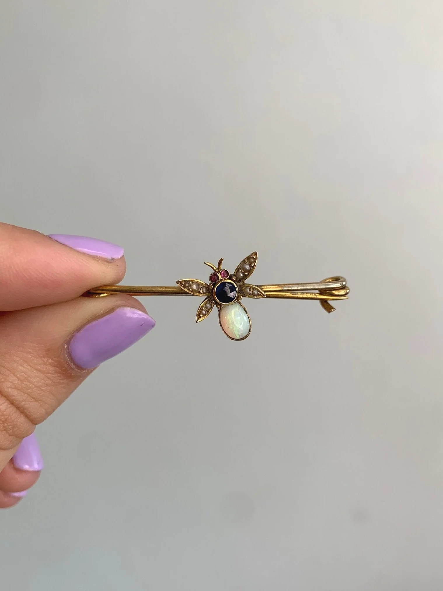 3D96535C-6AA4-4AA3-9CEB-C4AADA2200AC