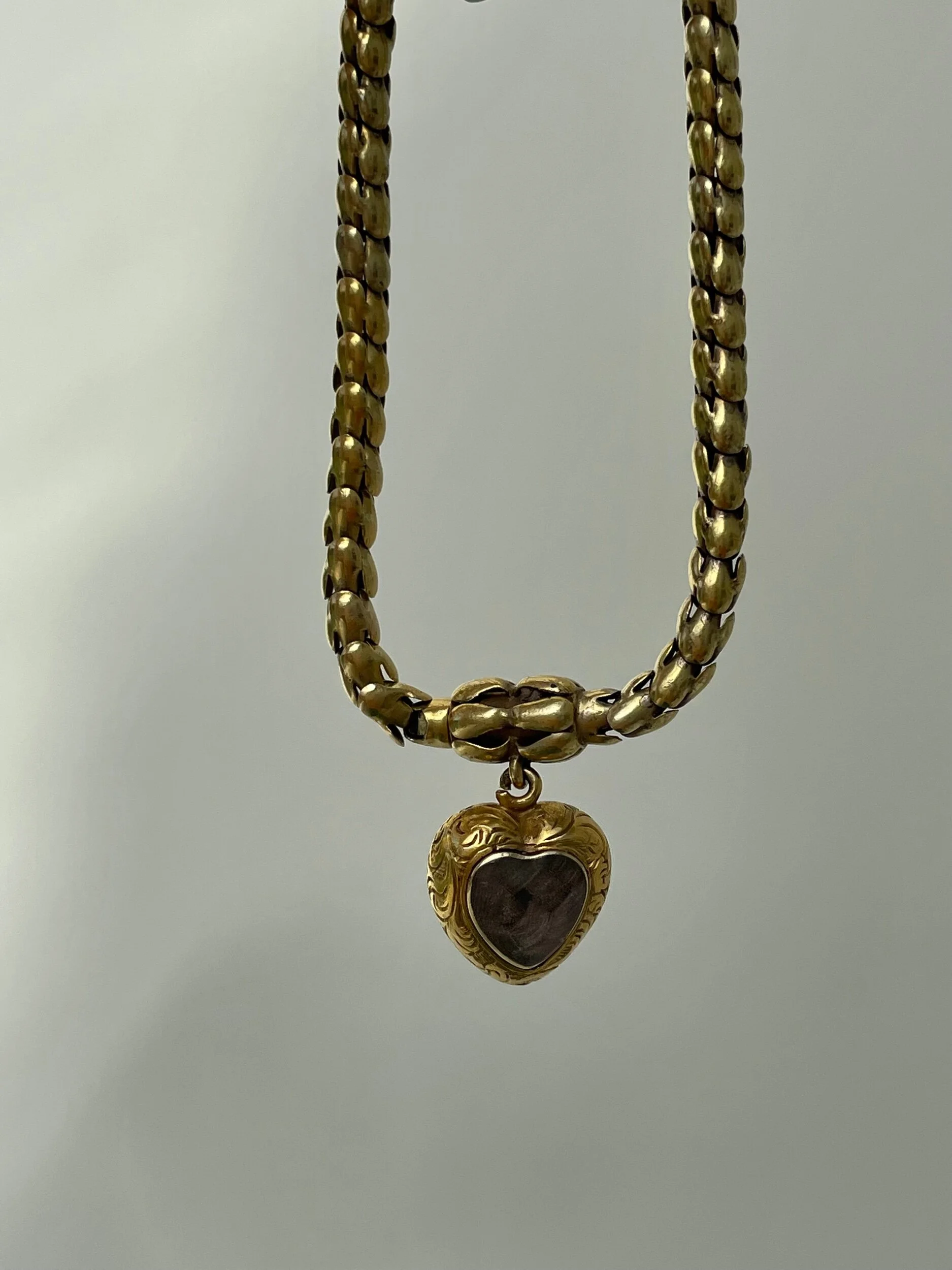 F13F716C-E873-4014-9FAC-8C8DD8A966C0