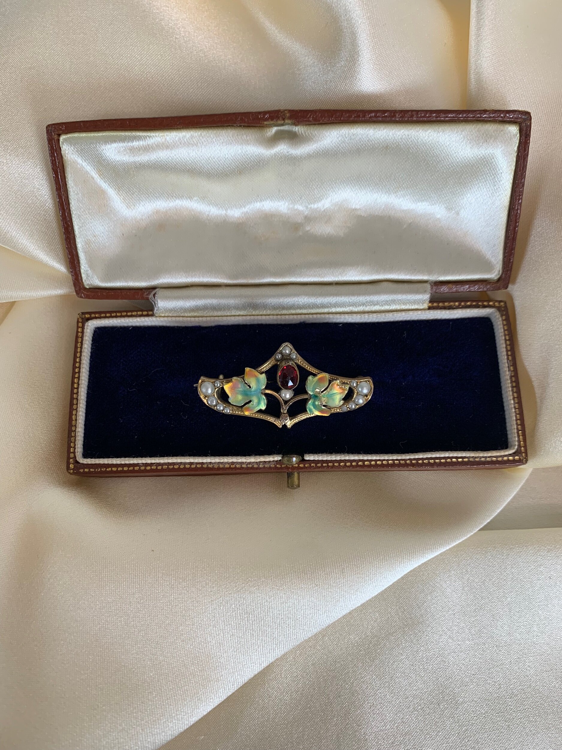 F4ABA321-FDD1-45A8-8365-4AE4A176AB1E