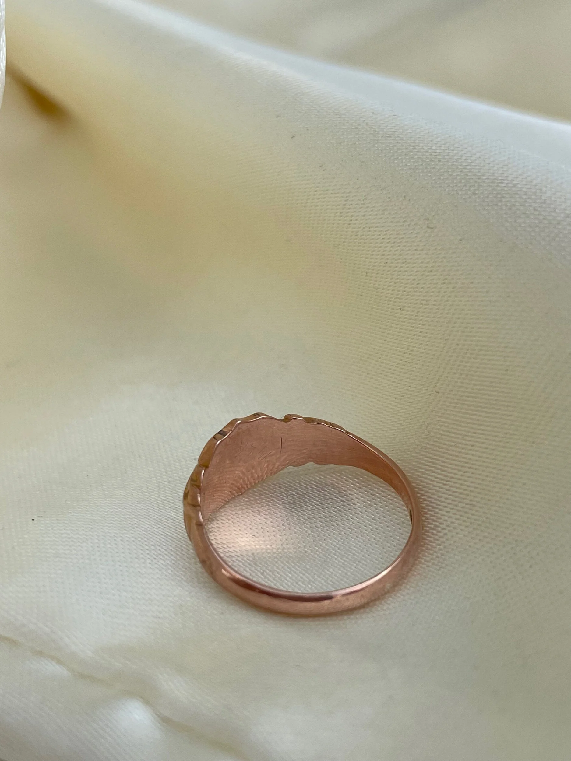 A2A26F49-D1B2-4CBC-AEA3-F4E43D703129