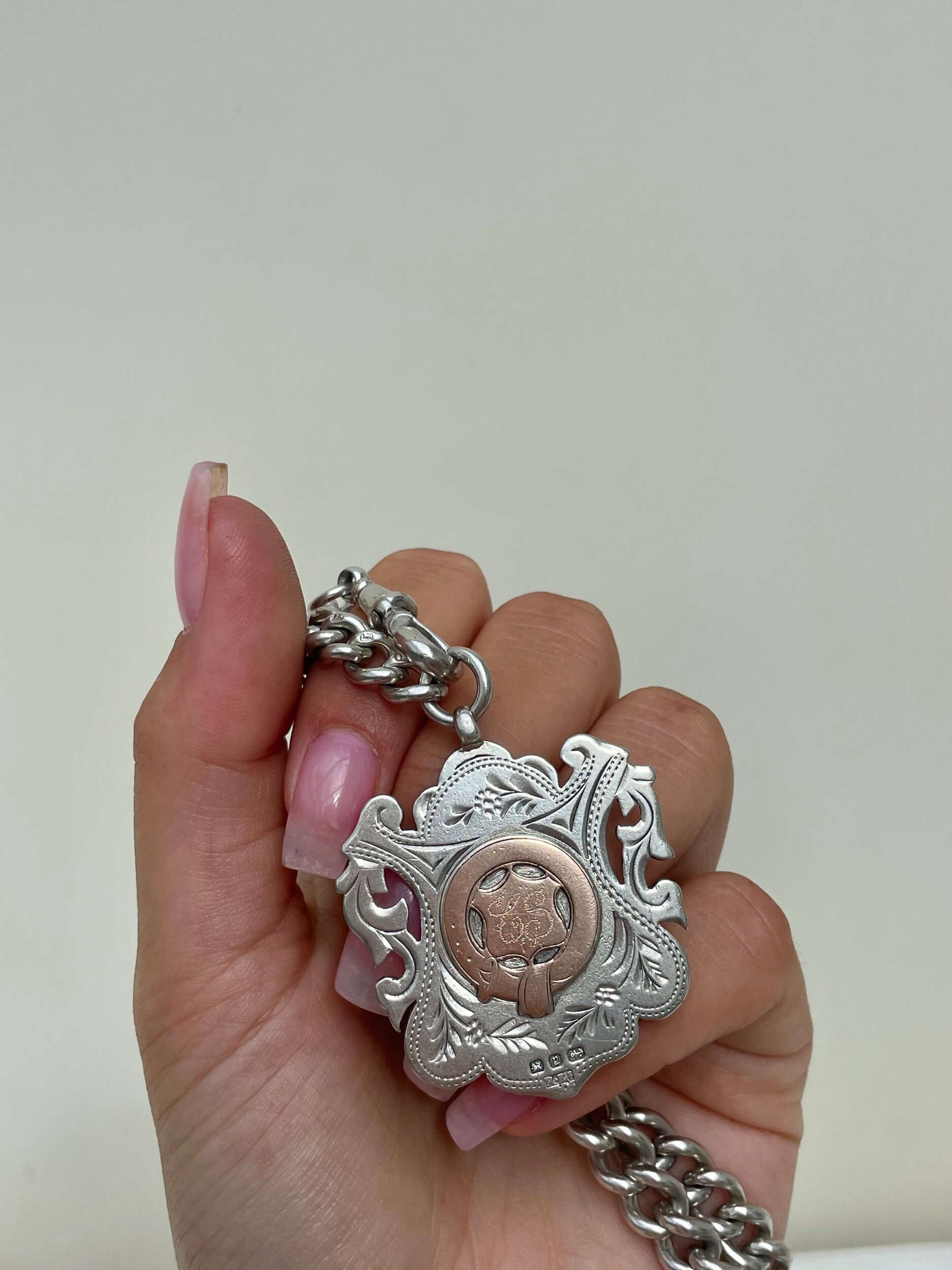 B76145D8-3316-457C-A30B-395226BD2F85