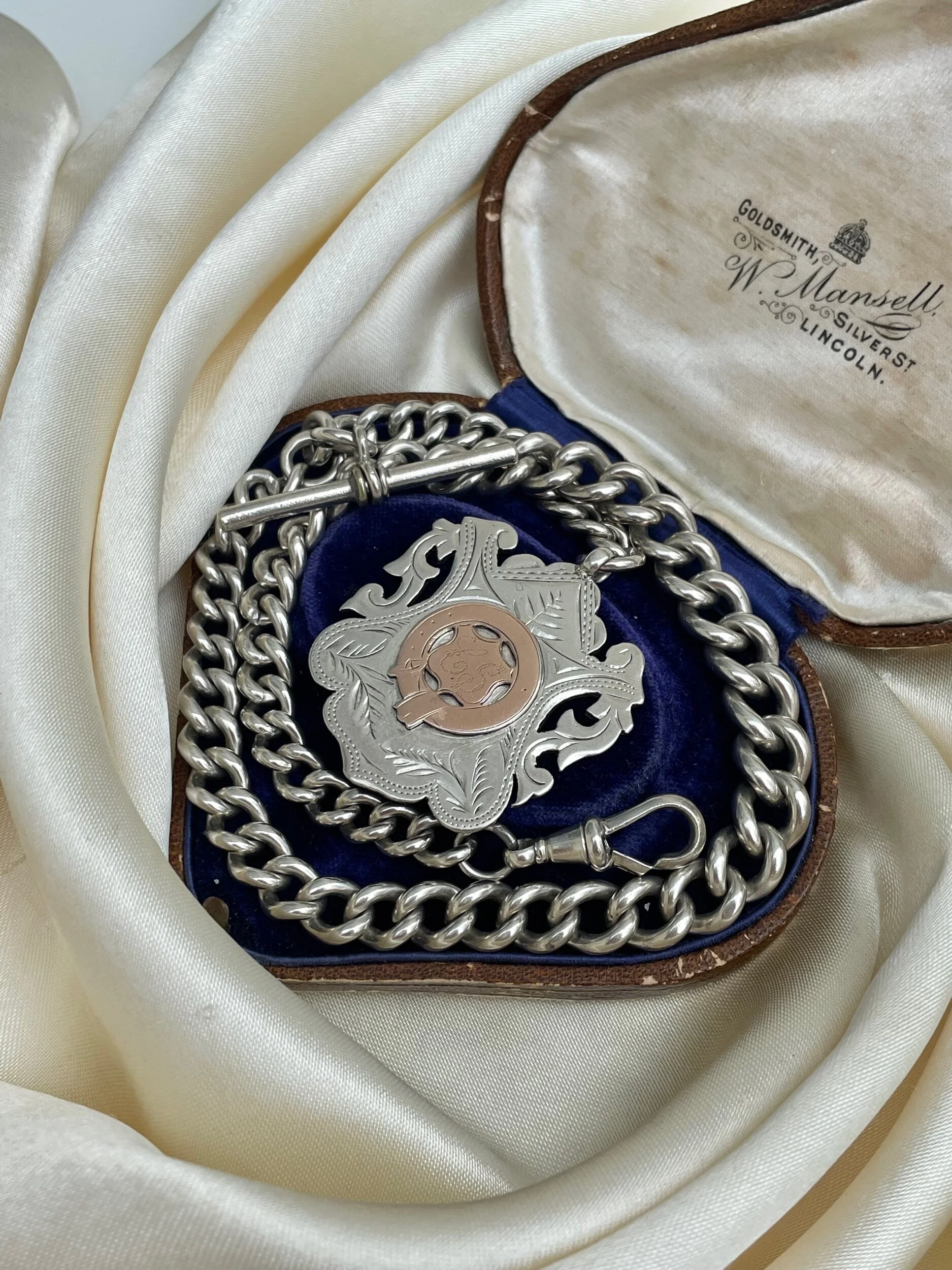 14D10C2D-0361-4F60-AE14-A7E8FB559220