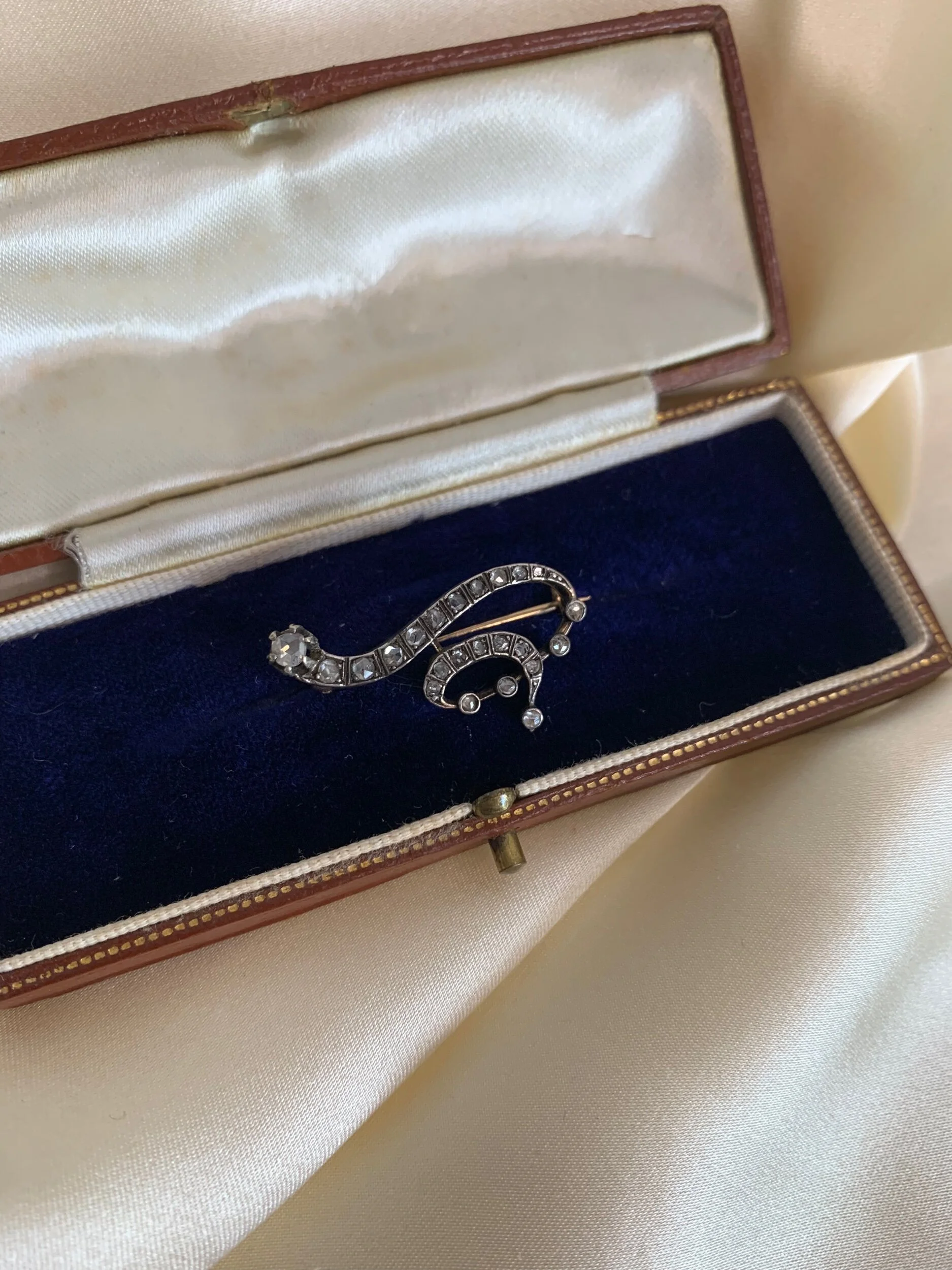 7B64FFB2-55CC-4152-AD4E-5D8F1C44AC20