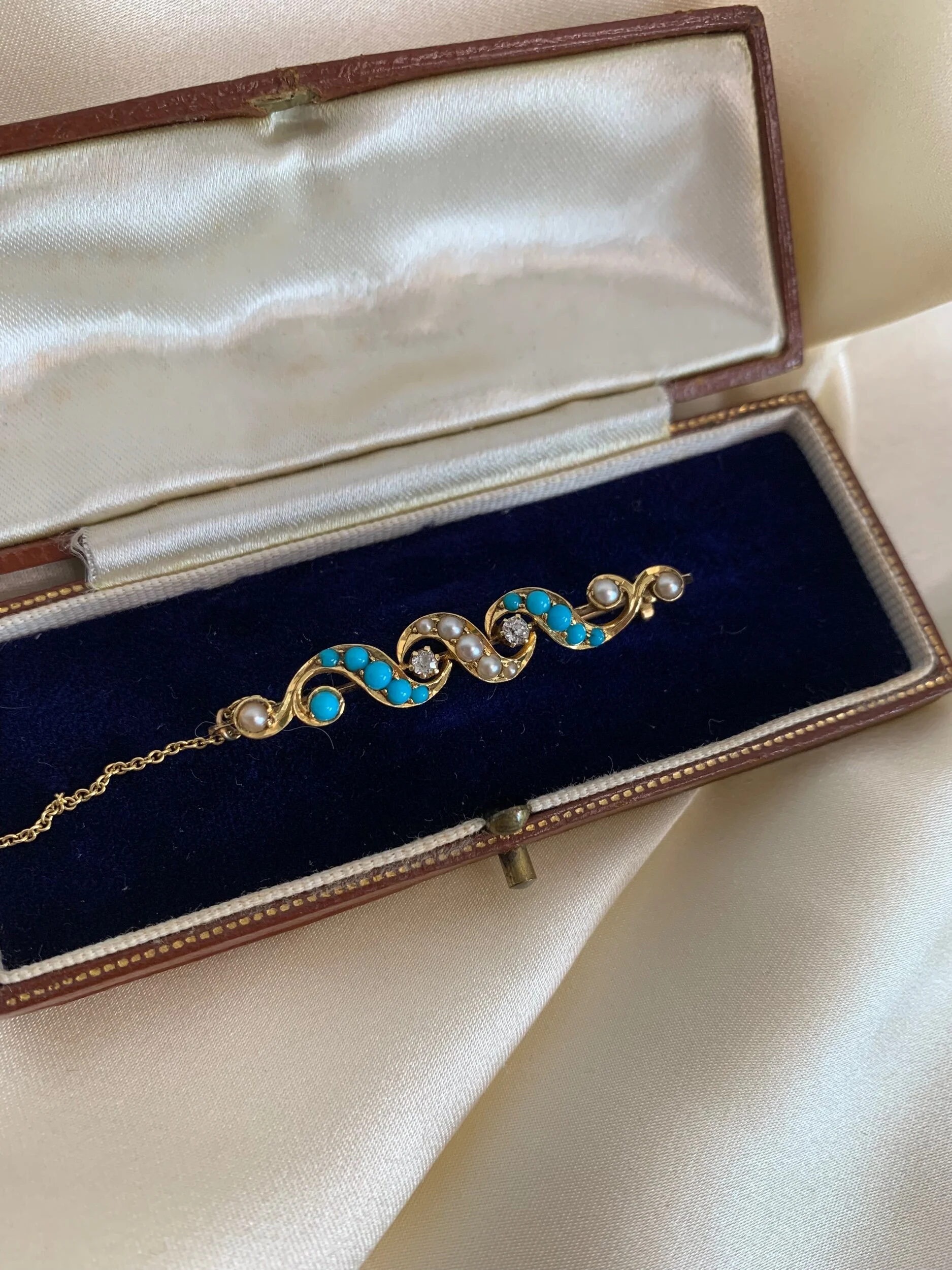 3FFEBBA4-71FF-4AD2-8410-69BB03E730B0