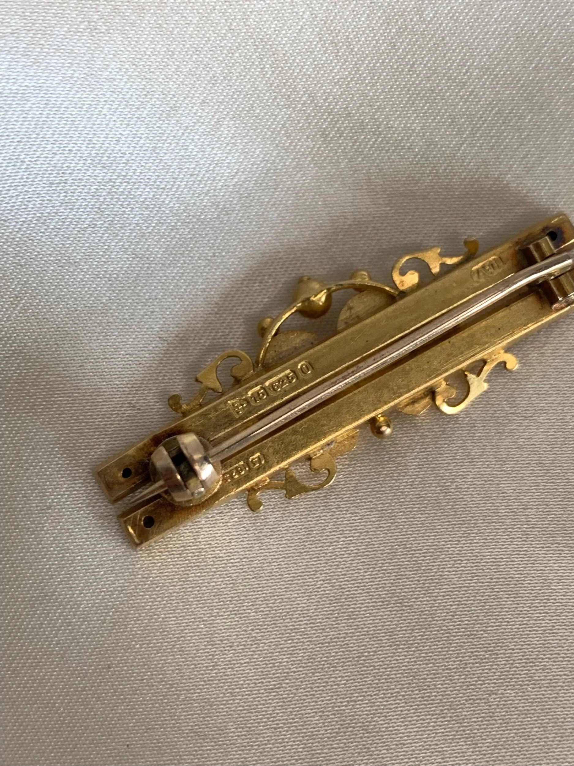 4B04229B-73D4-4F95-80C7-643B61A6F89E