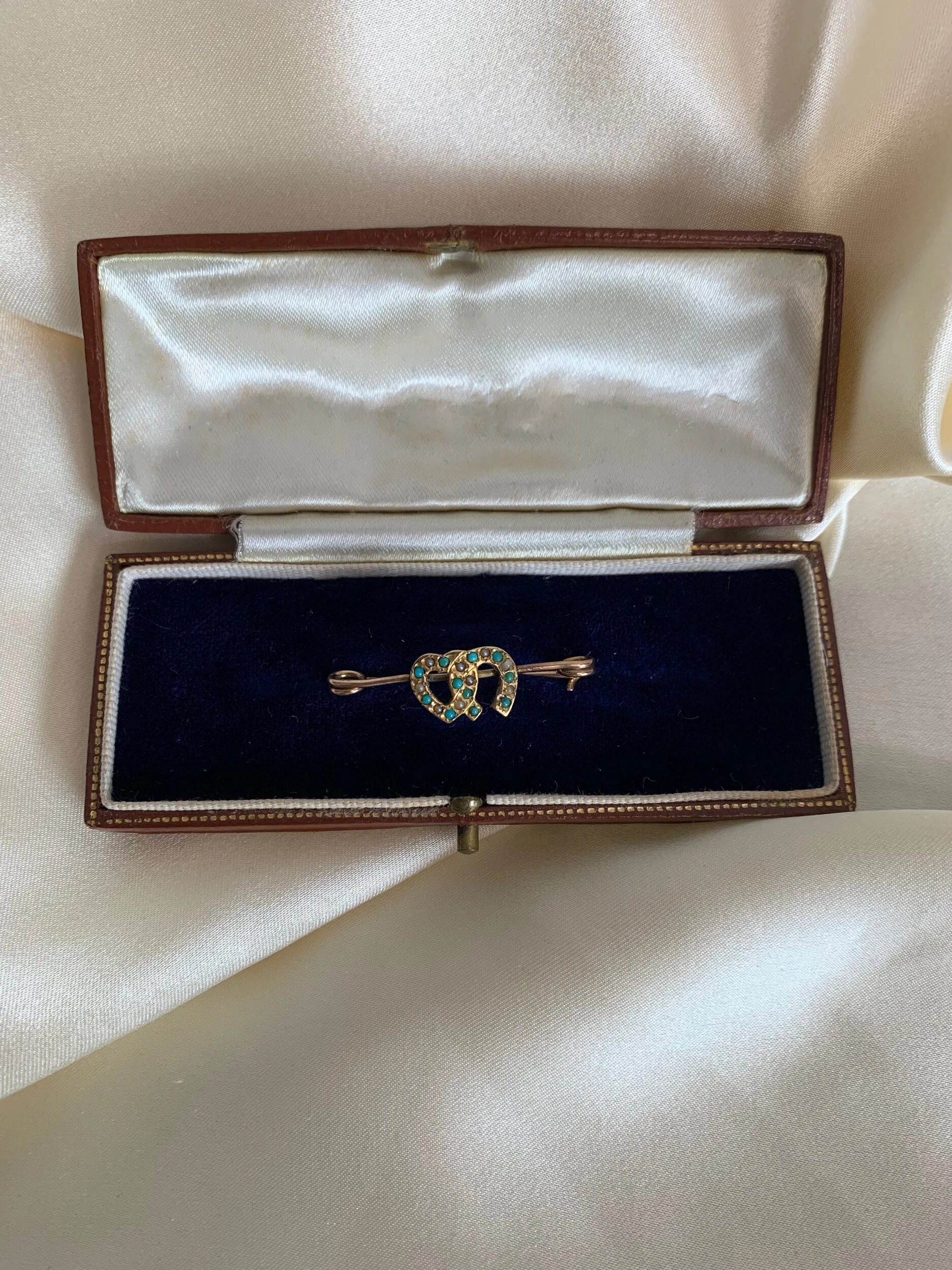 AA5A2F07-5BC0-4686-93AF-ECC7FFAABBB0