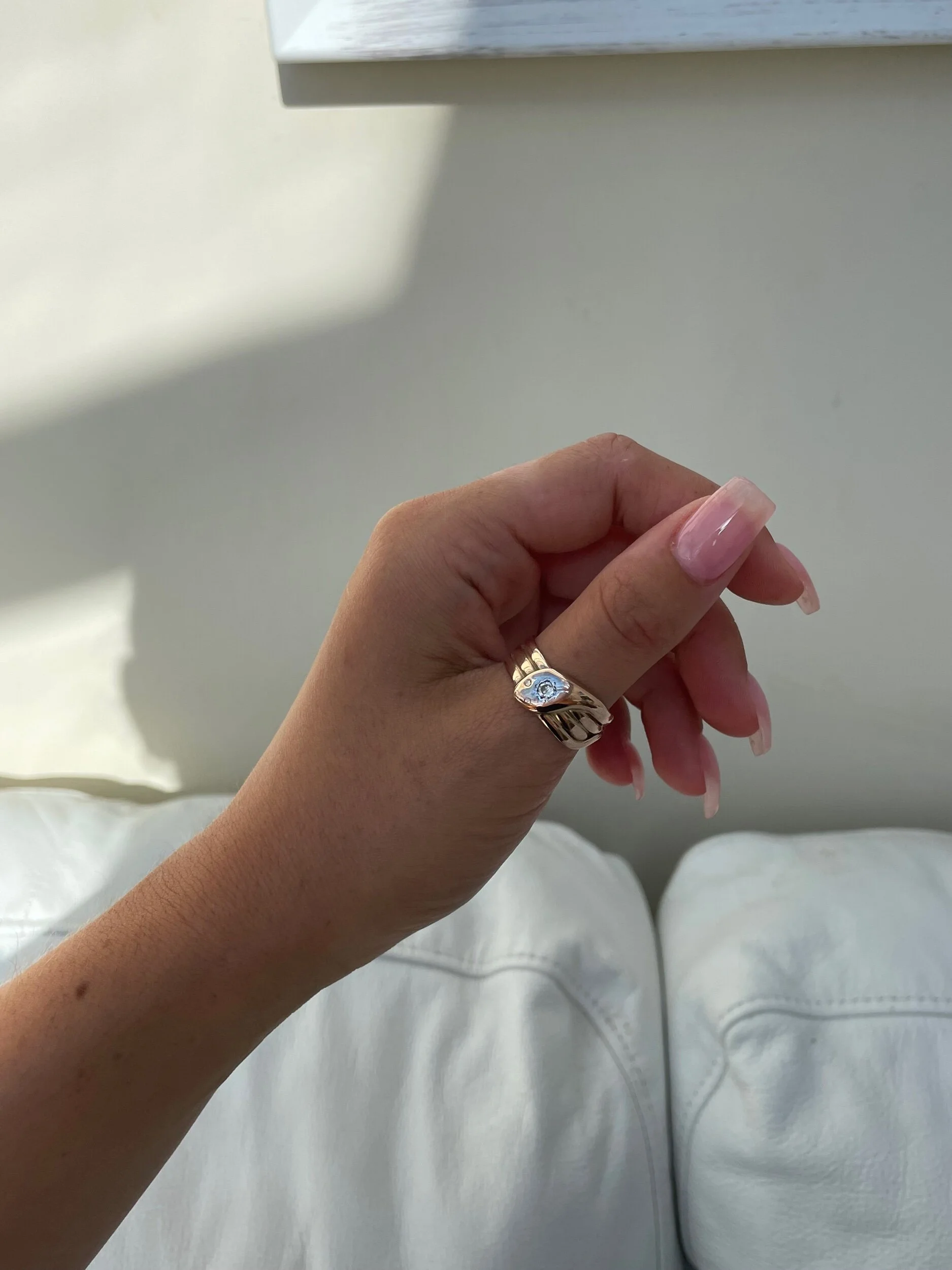 B612CEEE-80D2-472A-9779-74A26F23AFFE