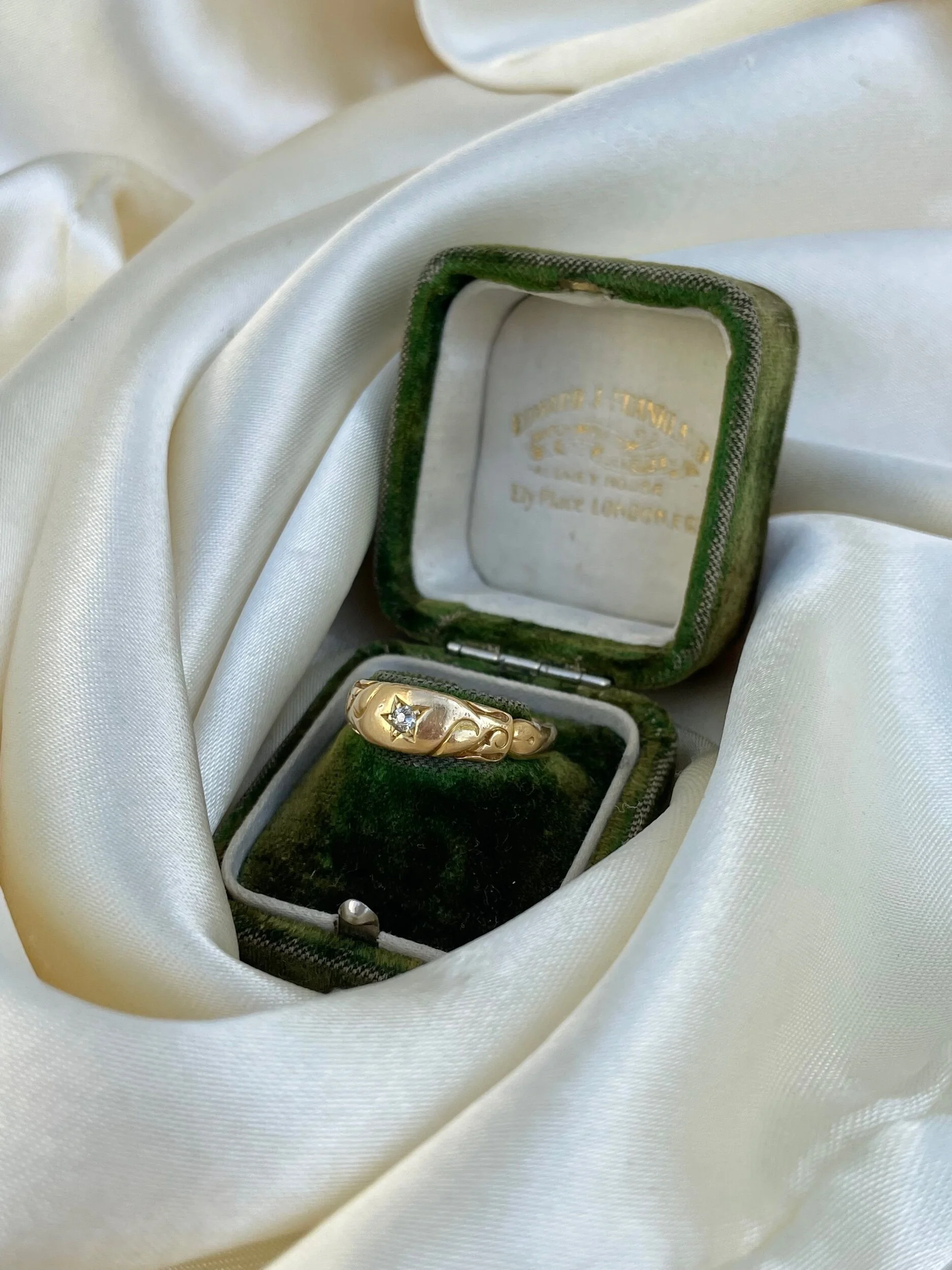 FDE80290-AAE6-4BF4-8562-C92775FA6F7D