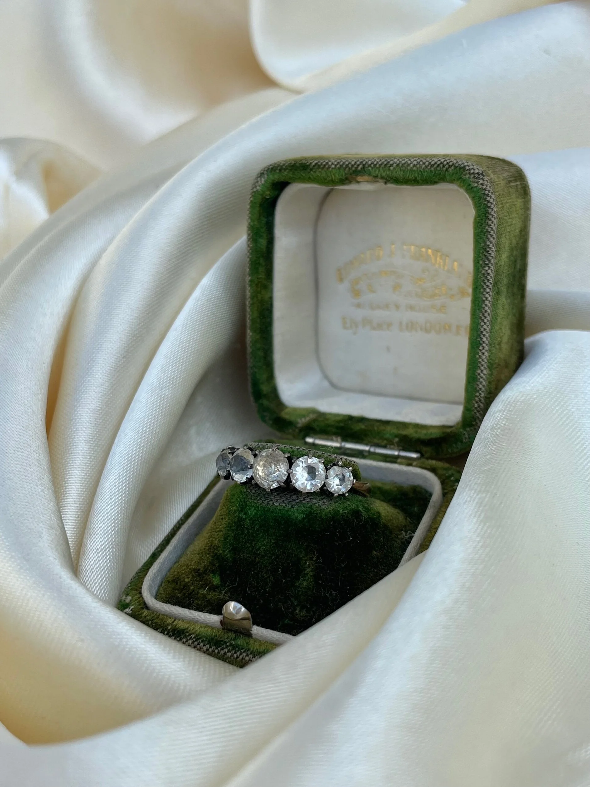 F13AEAF1-7777-4BB0-A27C-DED1D3D38123