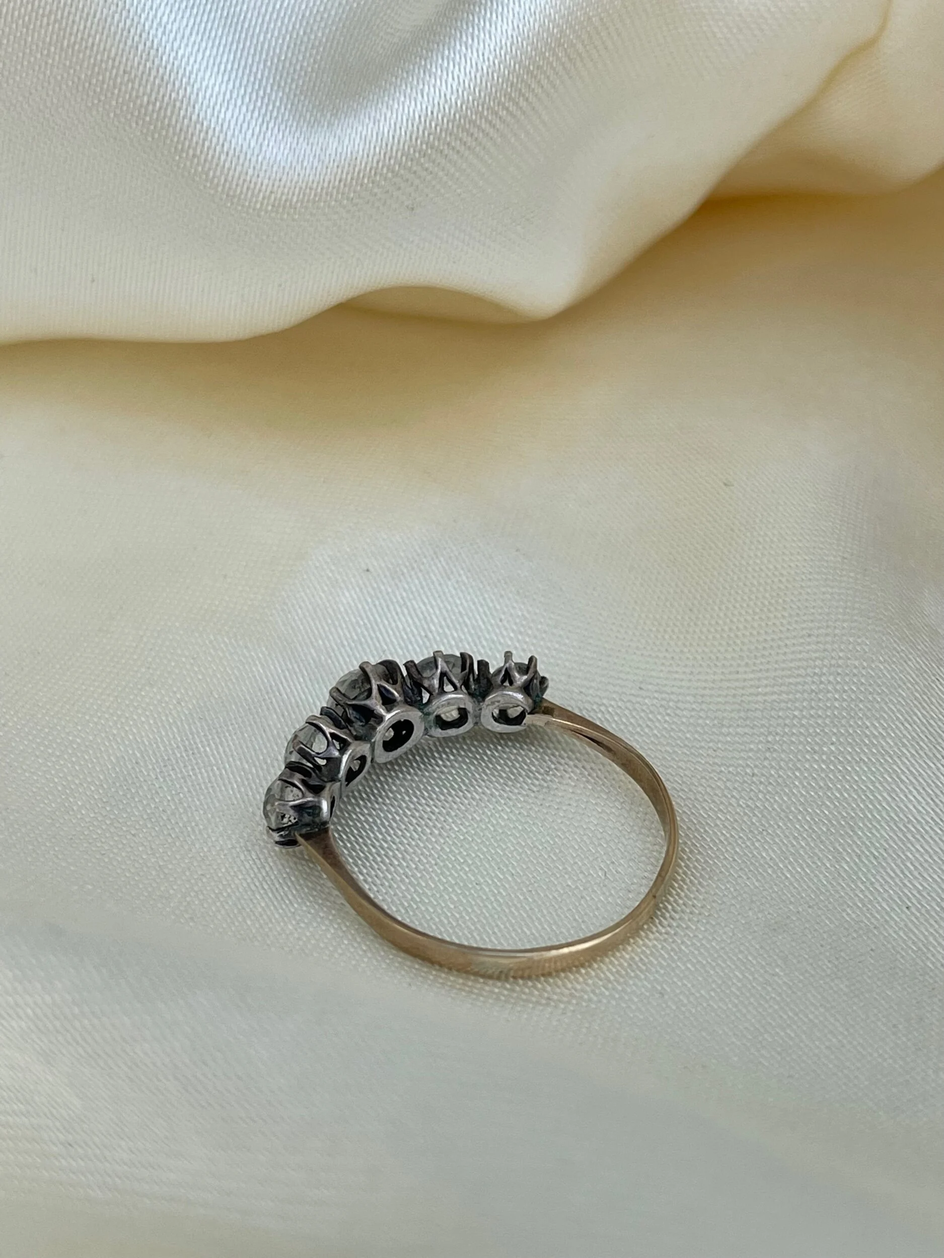 3526FF9D-3277-4ECF-9C45-BC8B01771A7E