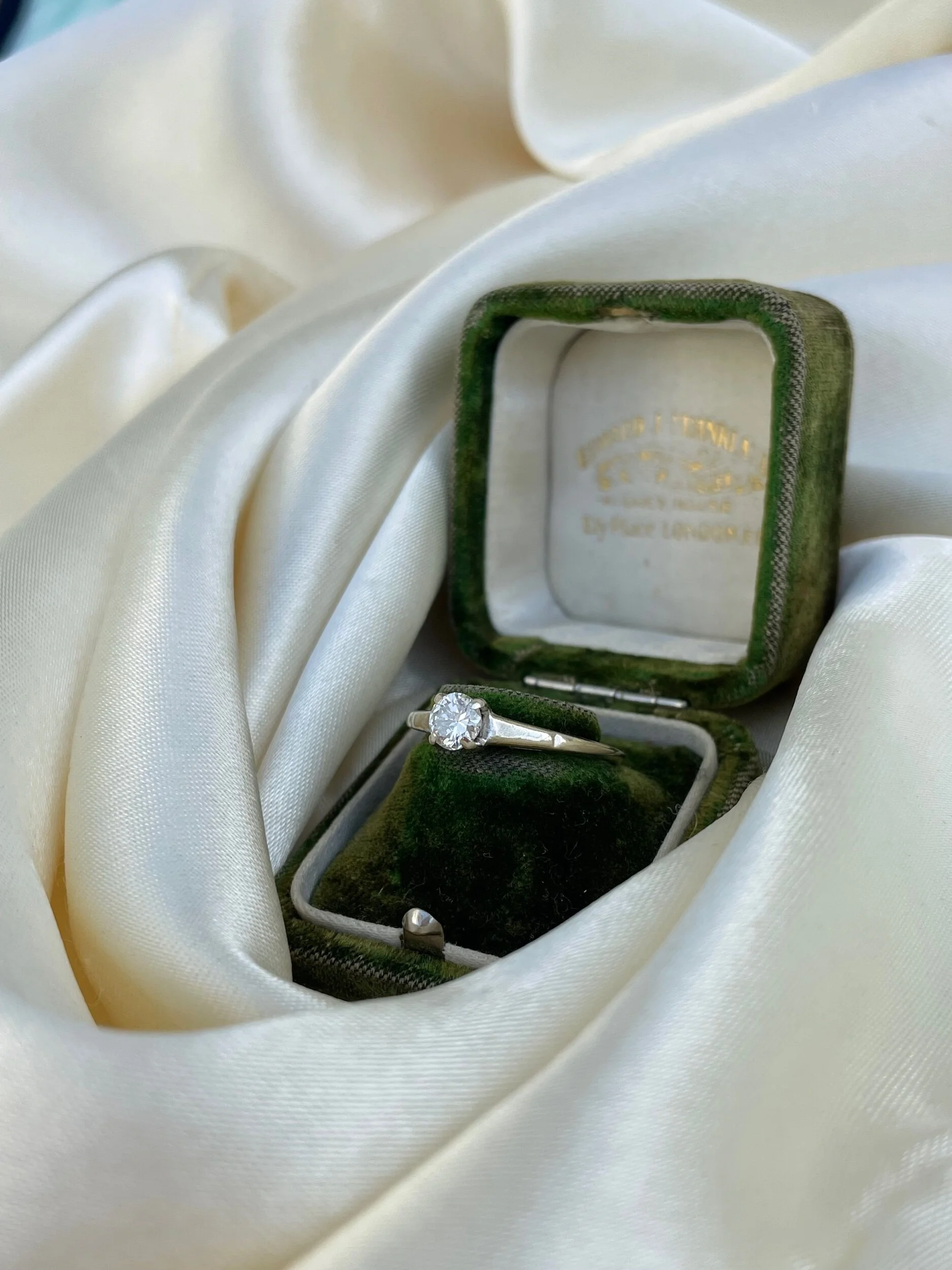 B37FF9C3-4C62-46BA-A305-9F10E18A6D0C