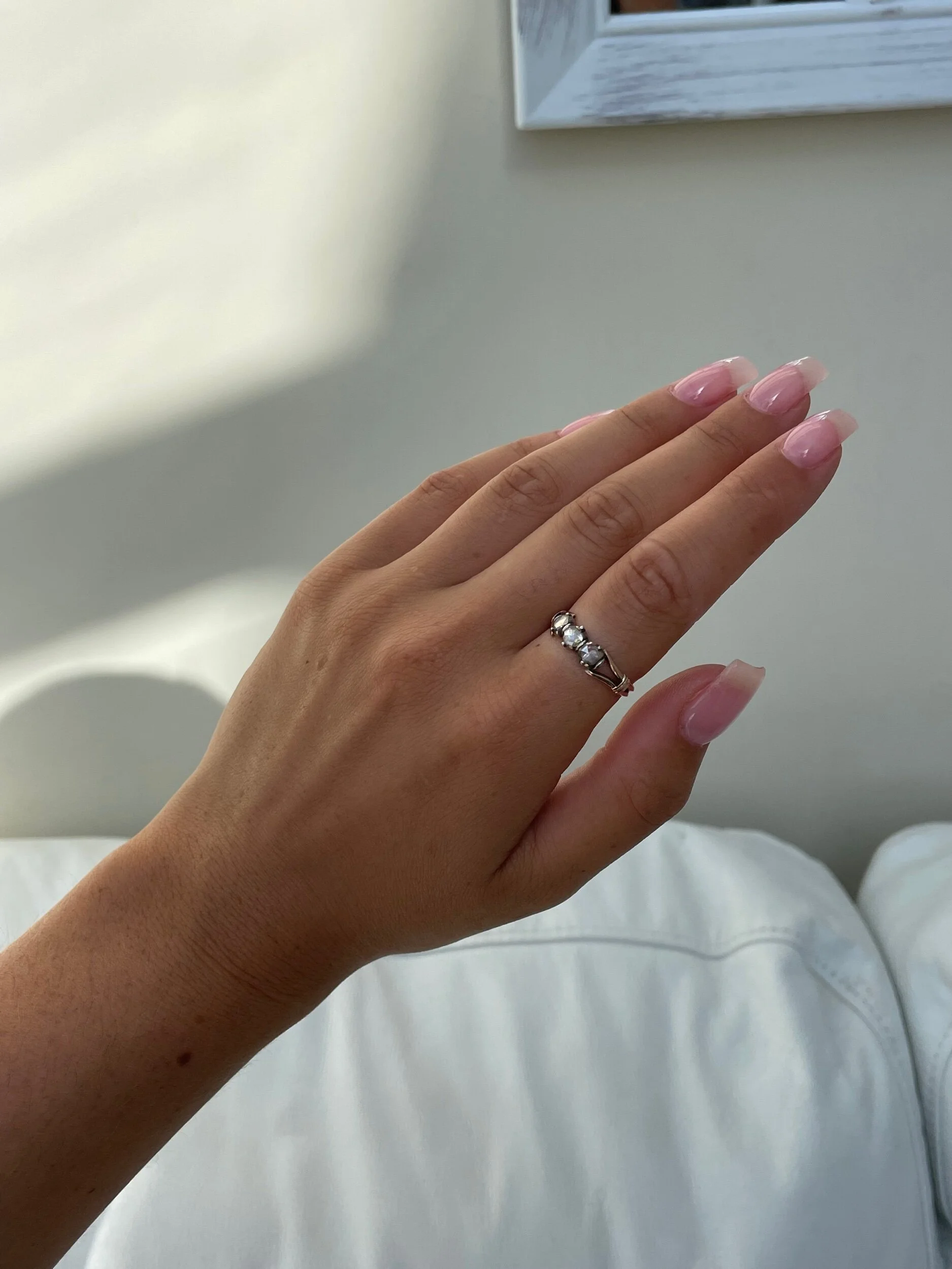 6ED6D5D8-44F8-4E6E-A950-905D84B302DD