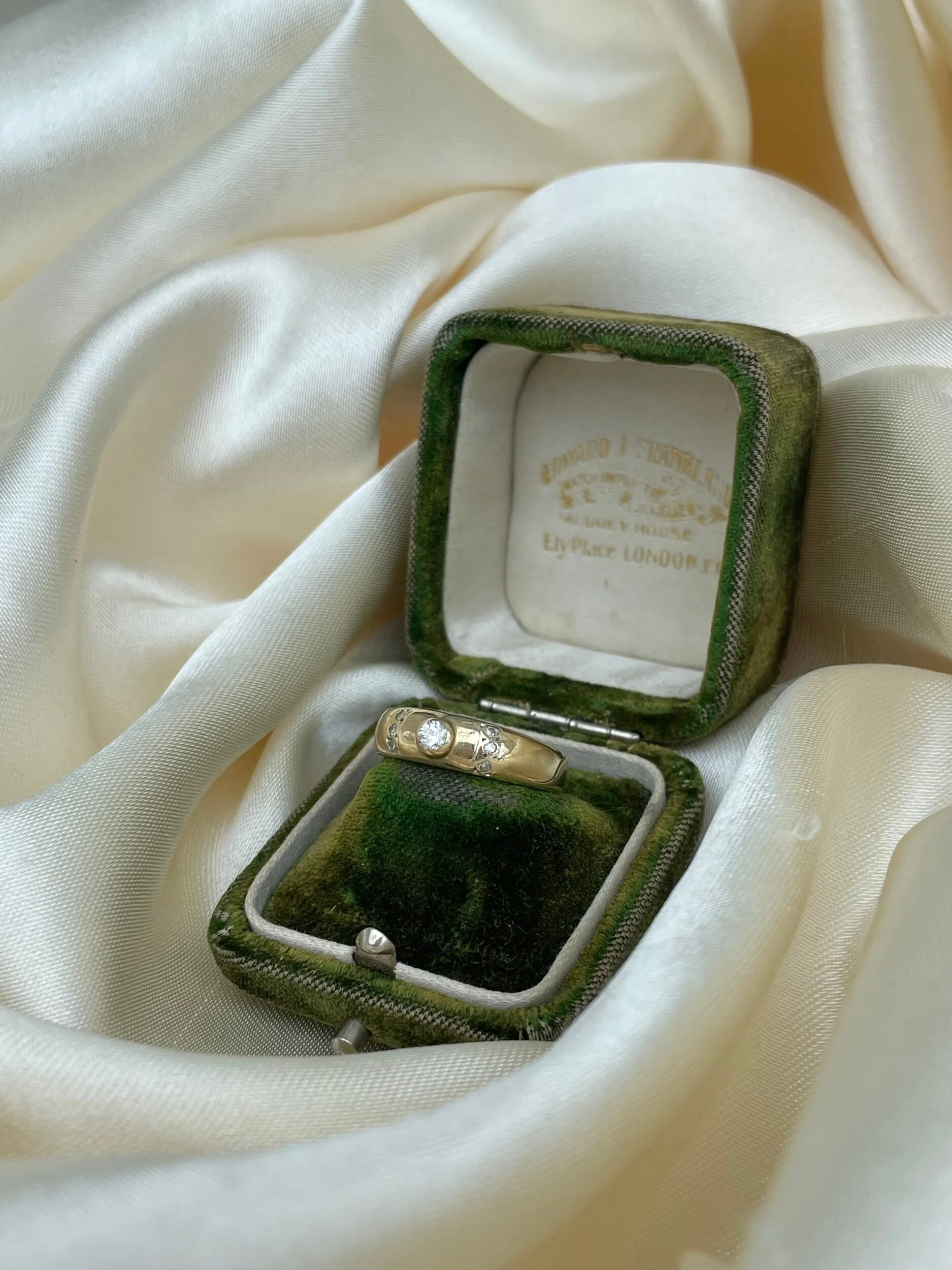 3CB83EB3-5F05-4422-B2EA-2C4D30249DA0