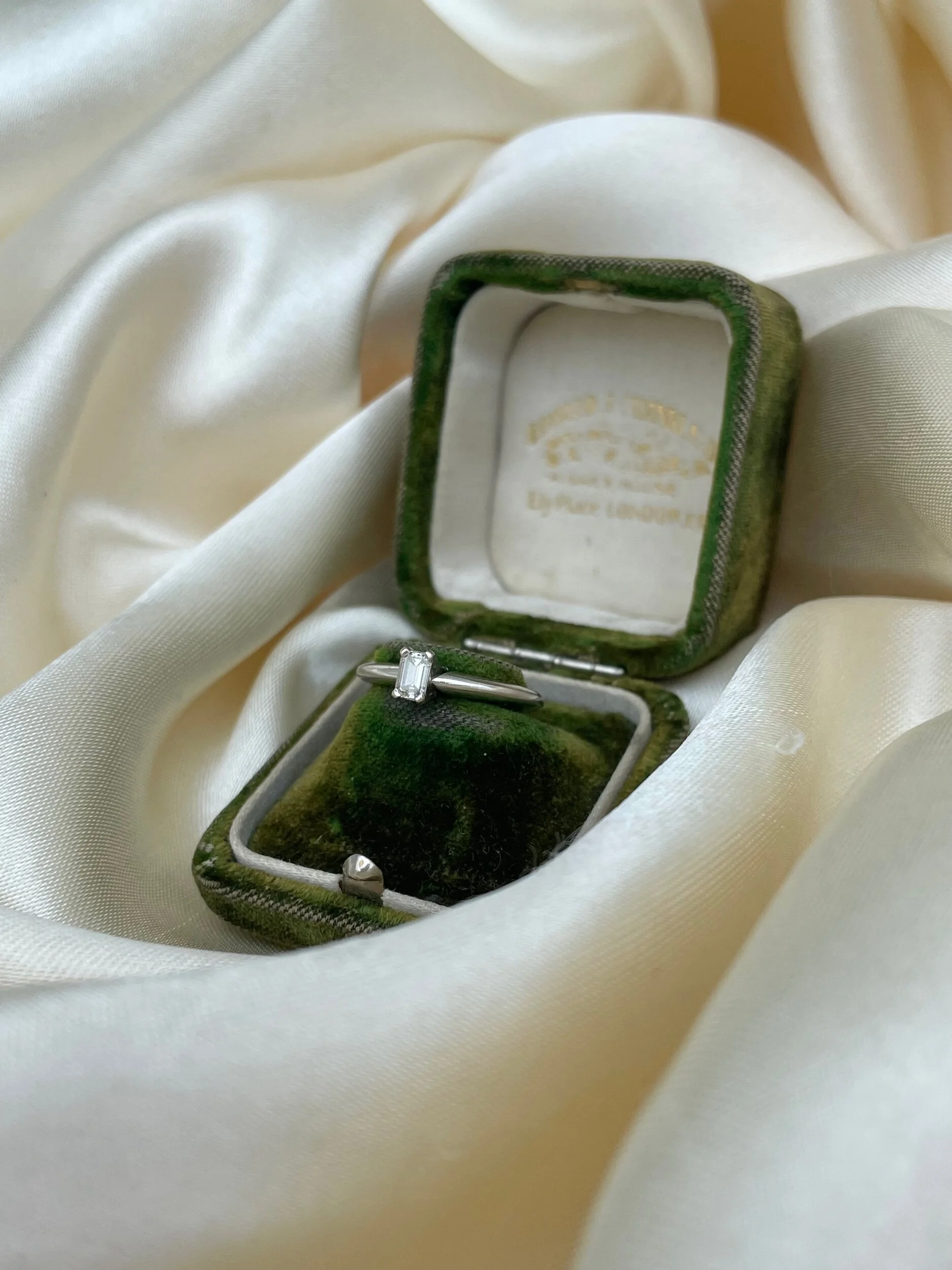 C19B9979-34DB-4C2F-AD97-6B12D0247DE6