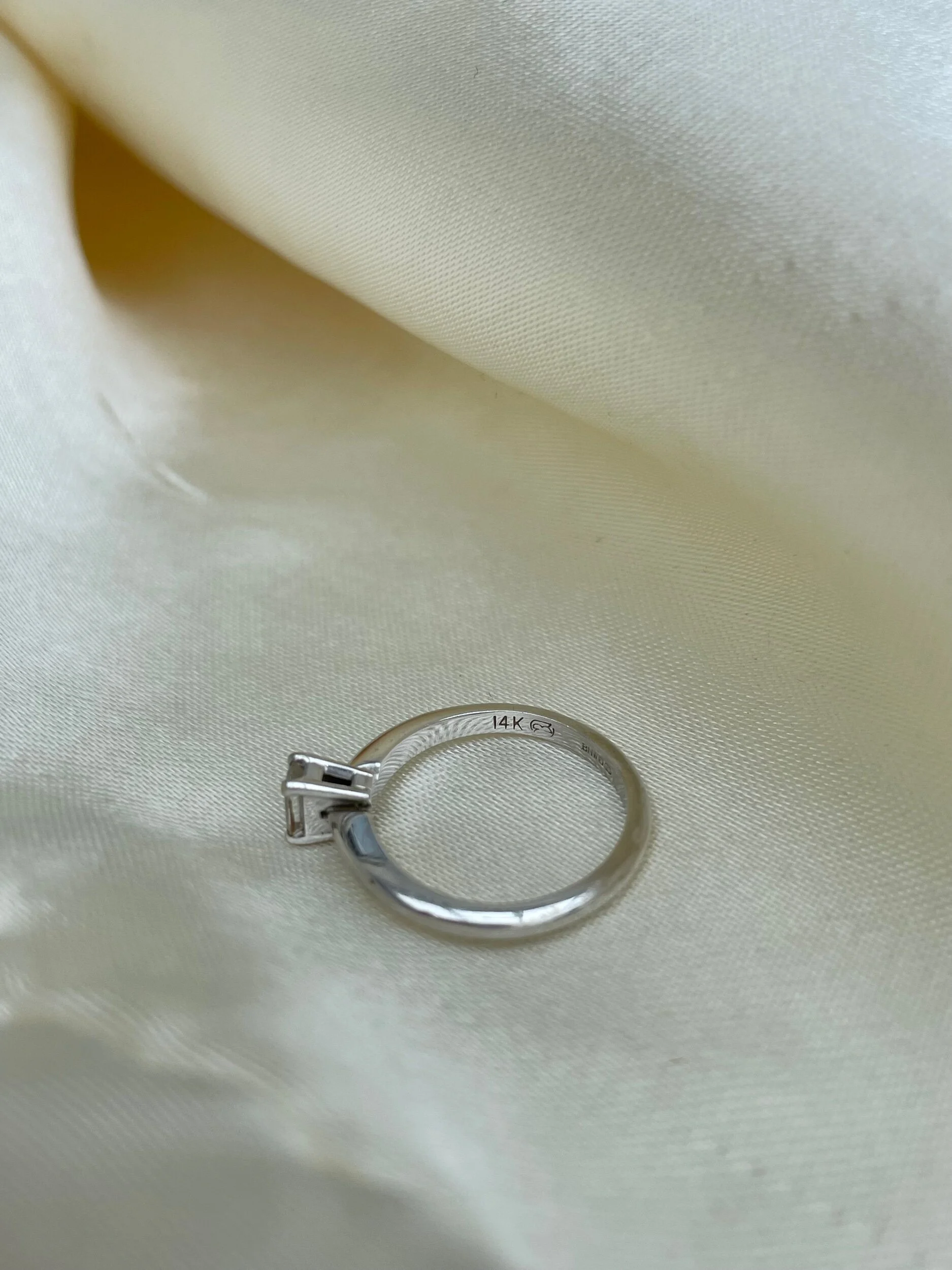 B3F23A0F-B1D9-4CB4-90E2-B9FA72F6F365