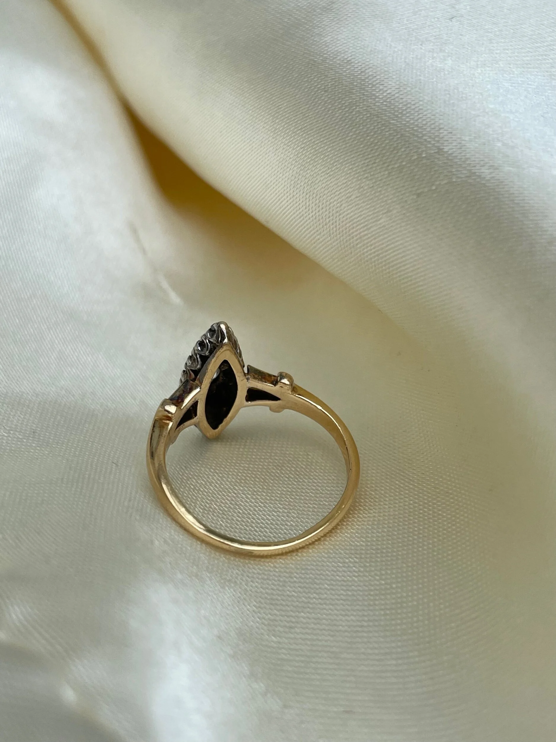 7D930778-634E-4531-A96D-5102F8722FB7