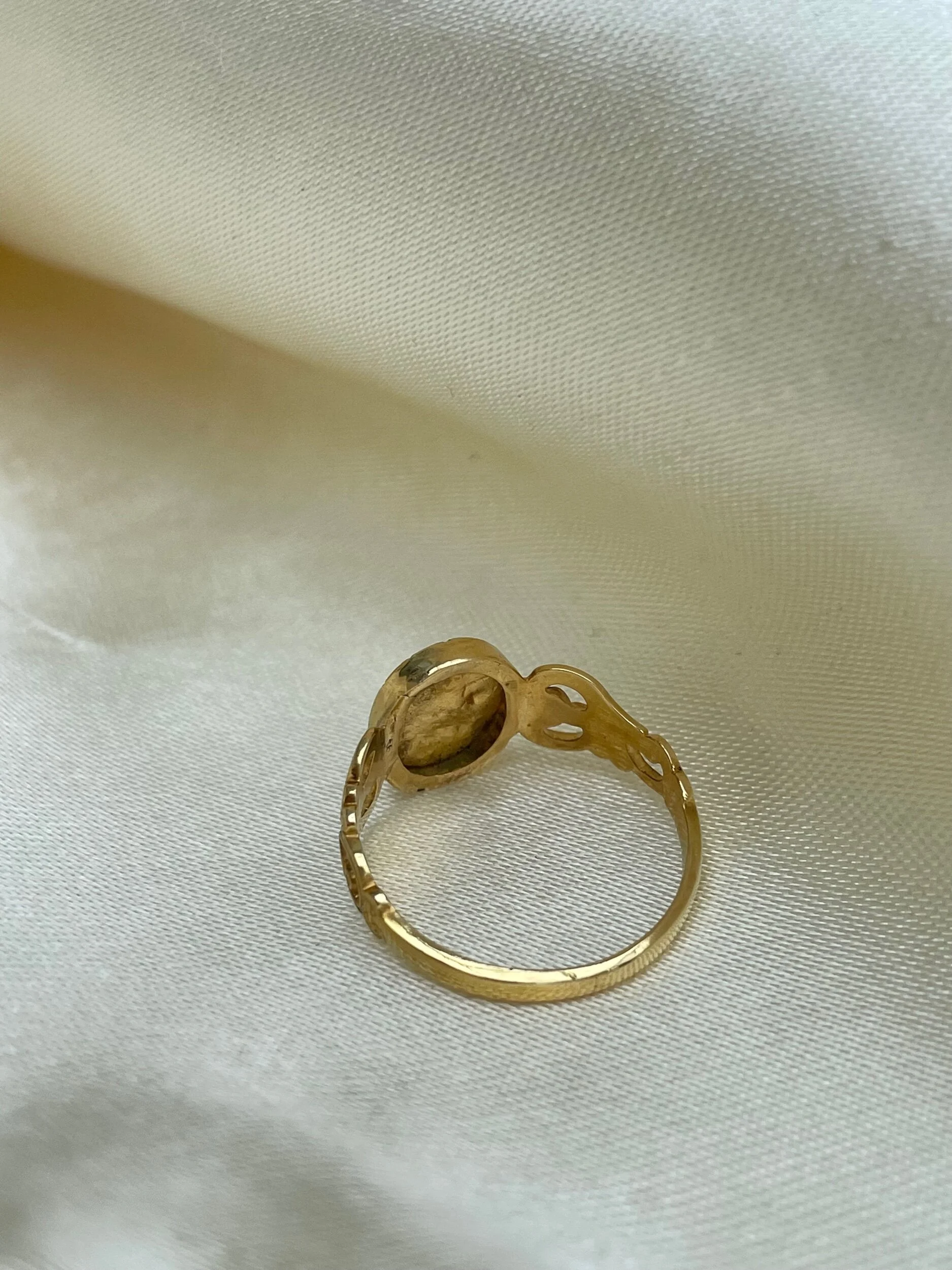 BCE48391-5CB1-4F58-B56B-1262ECB80828