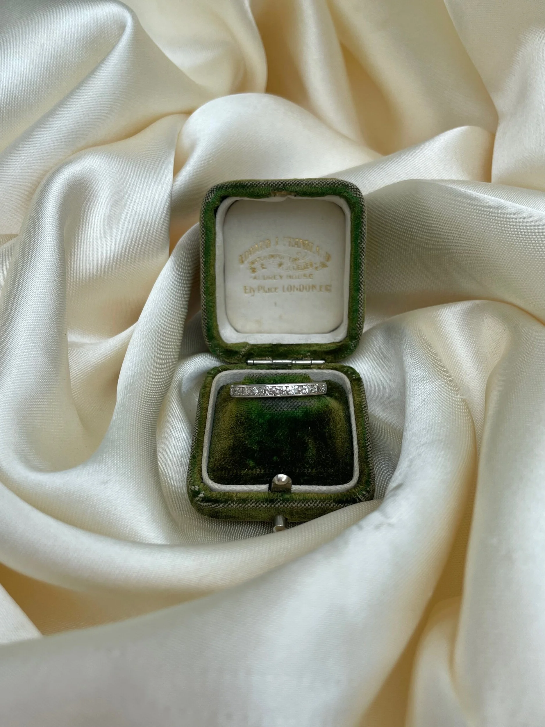 5F2E3EC2-EC78-471B-A53F-5AFD159ED53D