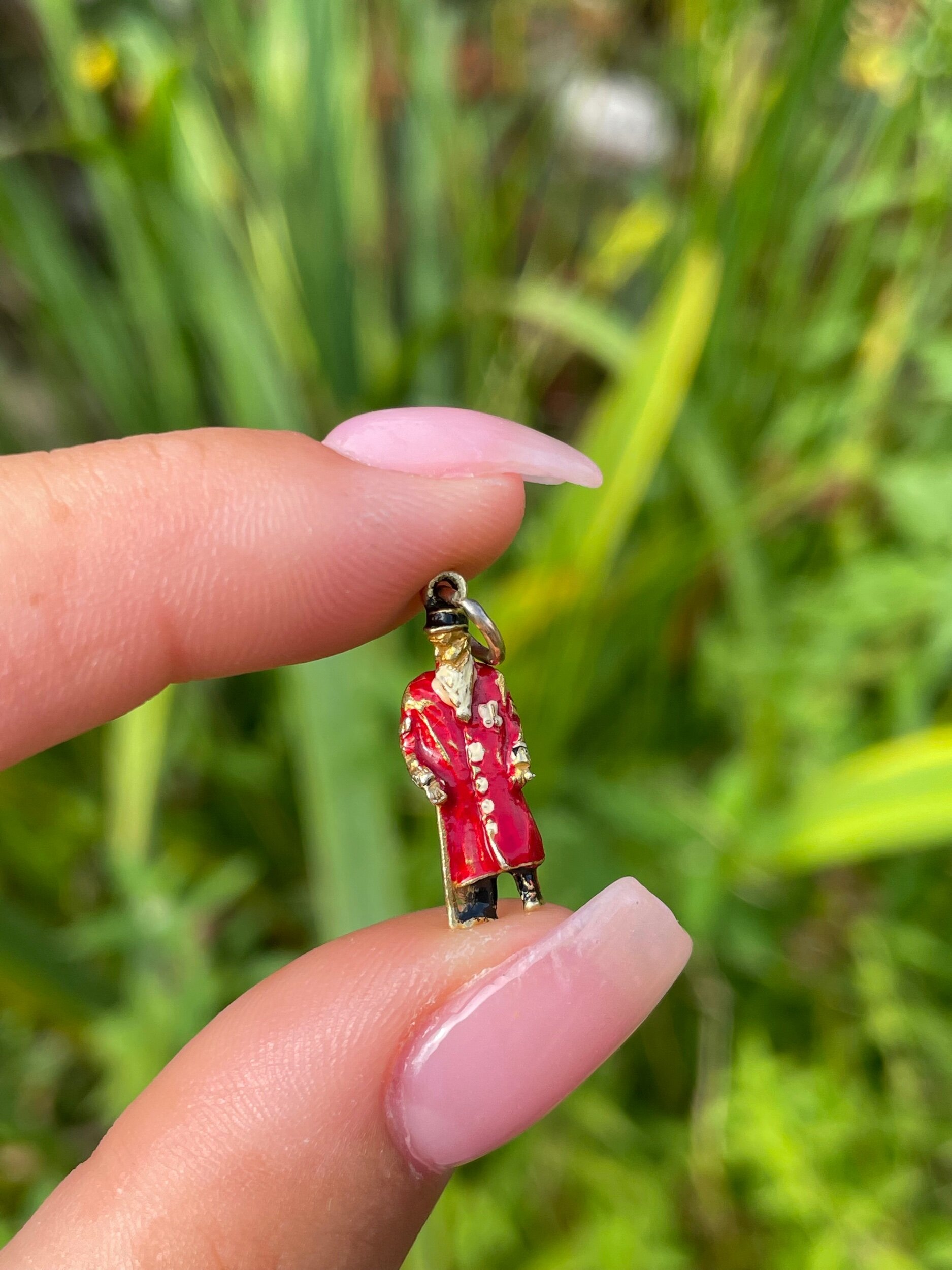 E97D0197-F683-4013-8DD6-58C89455EA22