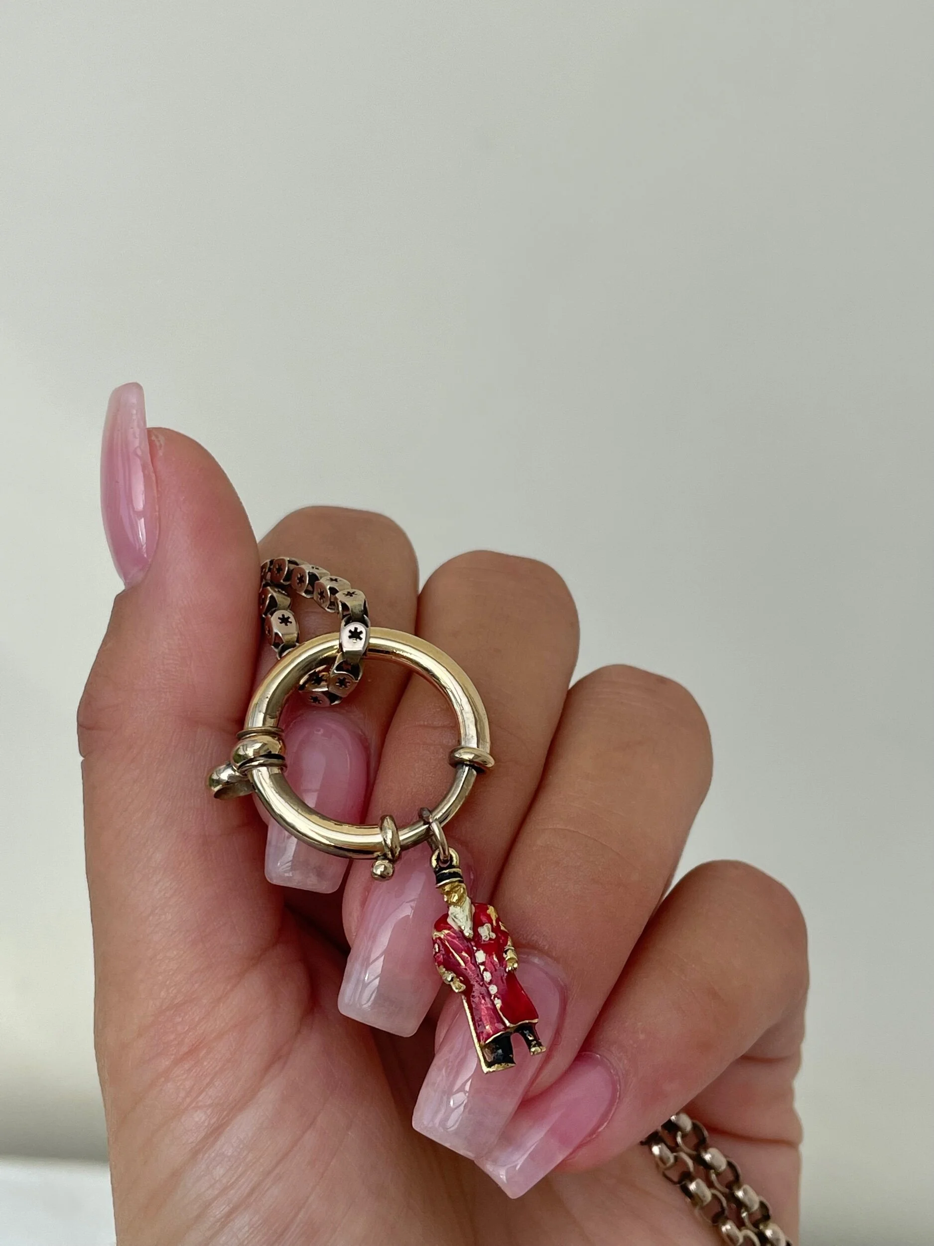 855D6E85-E1B9-4AA7-83E5-08D133FC81AF