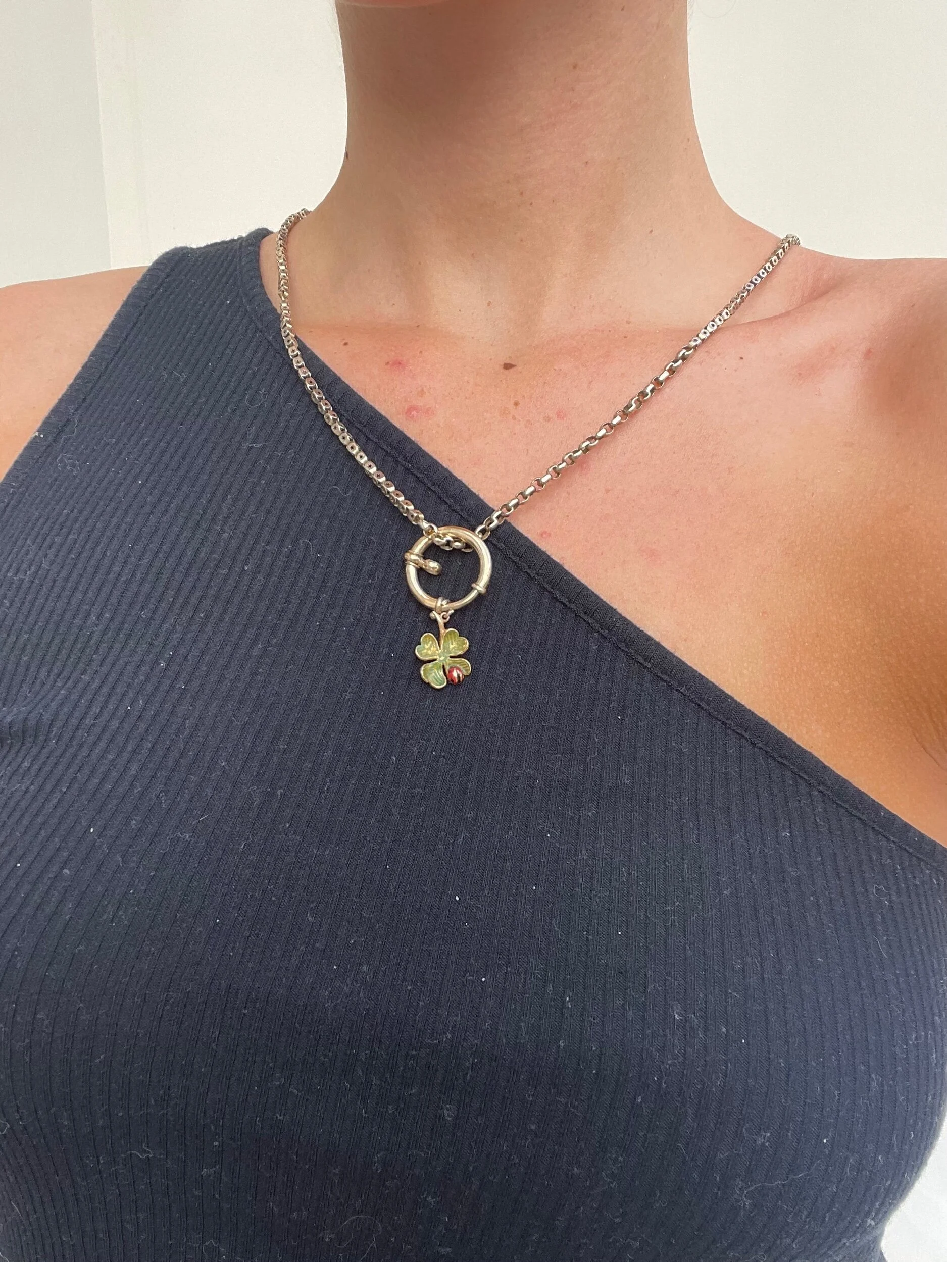 5E58D805-7CAF-4D1C-945F-49F9741F9235