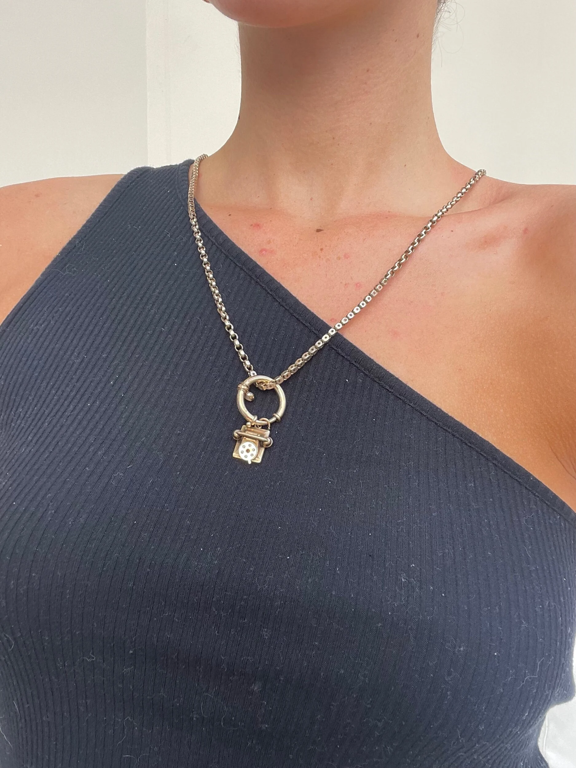 1A3259EB-2DC9-4B59-853E-0CB6428AA70D