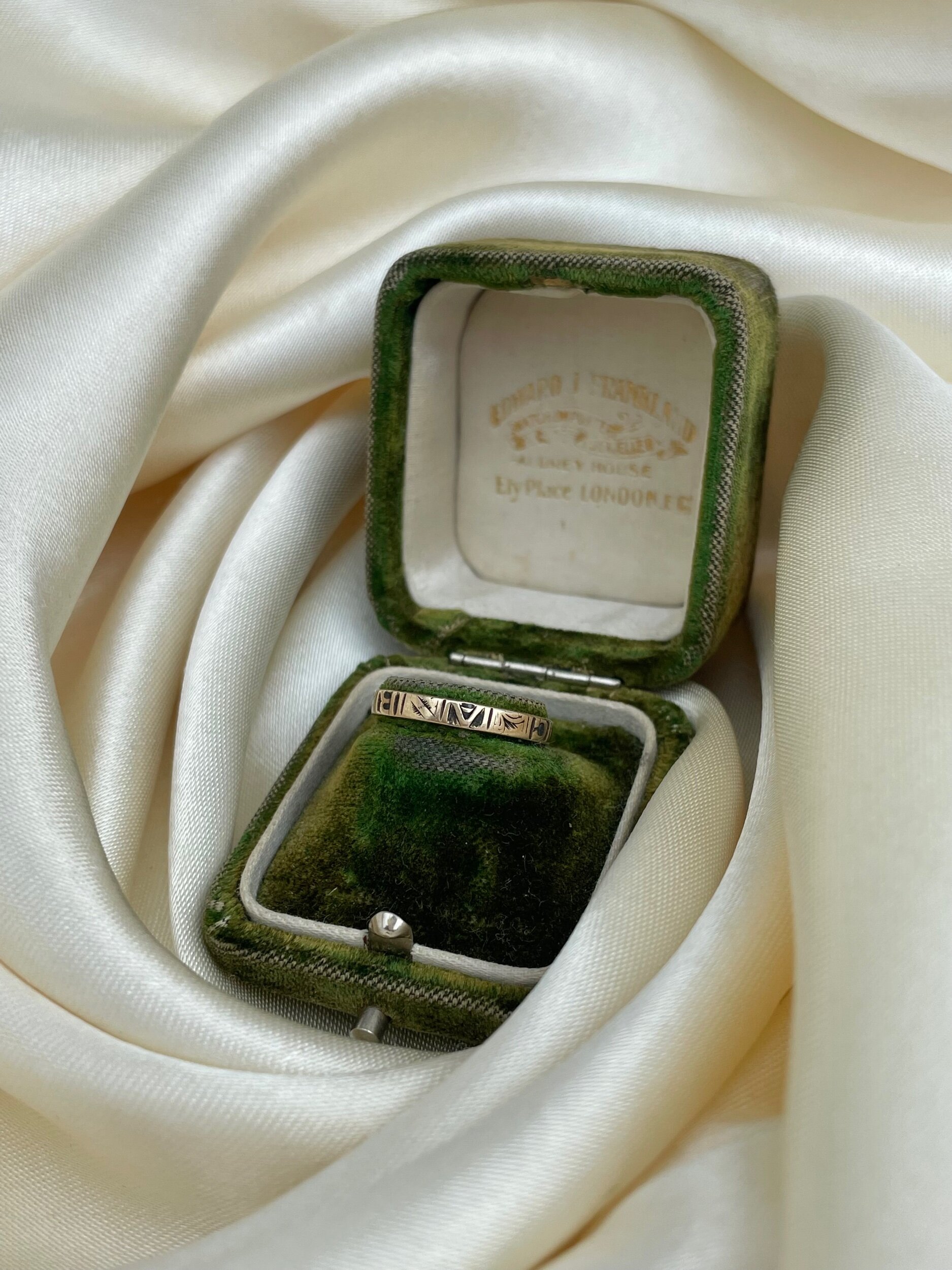 473FD8D4-DB9F-4ABA-B918-4188B3172372