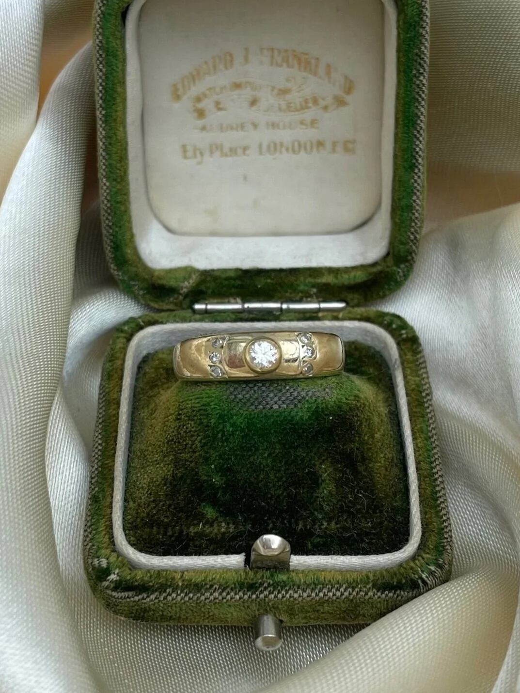 0CF5A036-961D-4097-AB1B-FB9626B56FD5