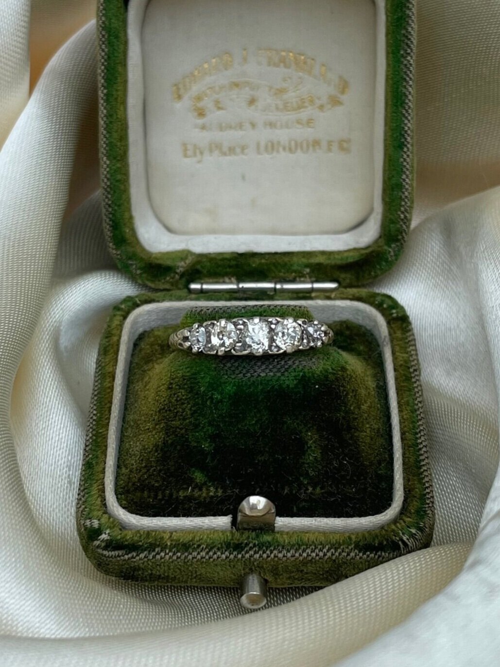 C00E4980-A38E-4ABA-9572-30C2A413F922