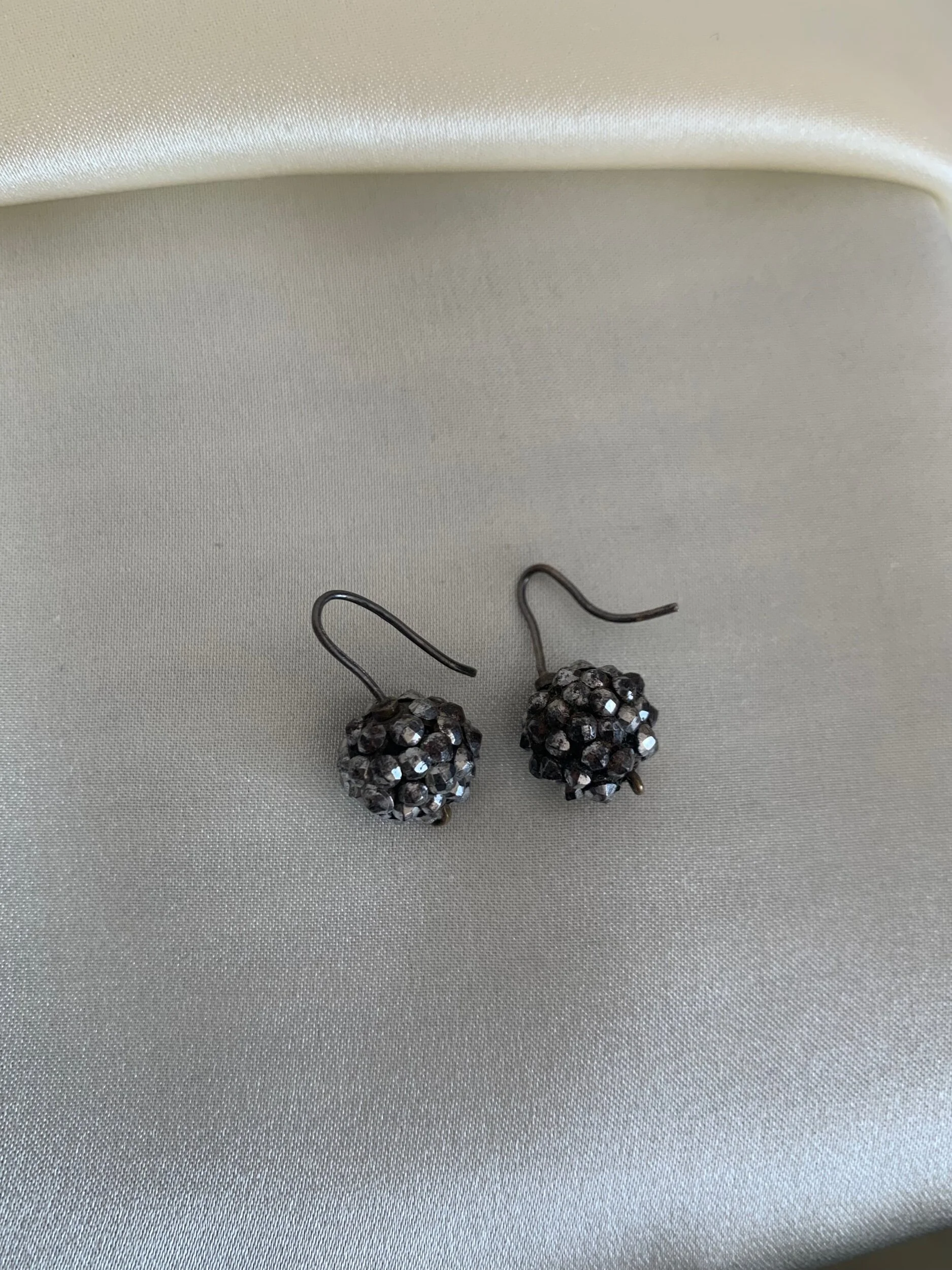 94F57C37-CFFF-4DDE-996F-CA5D7E8E4483