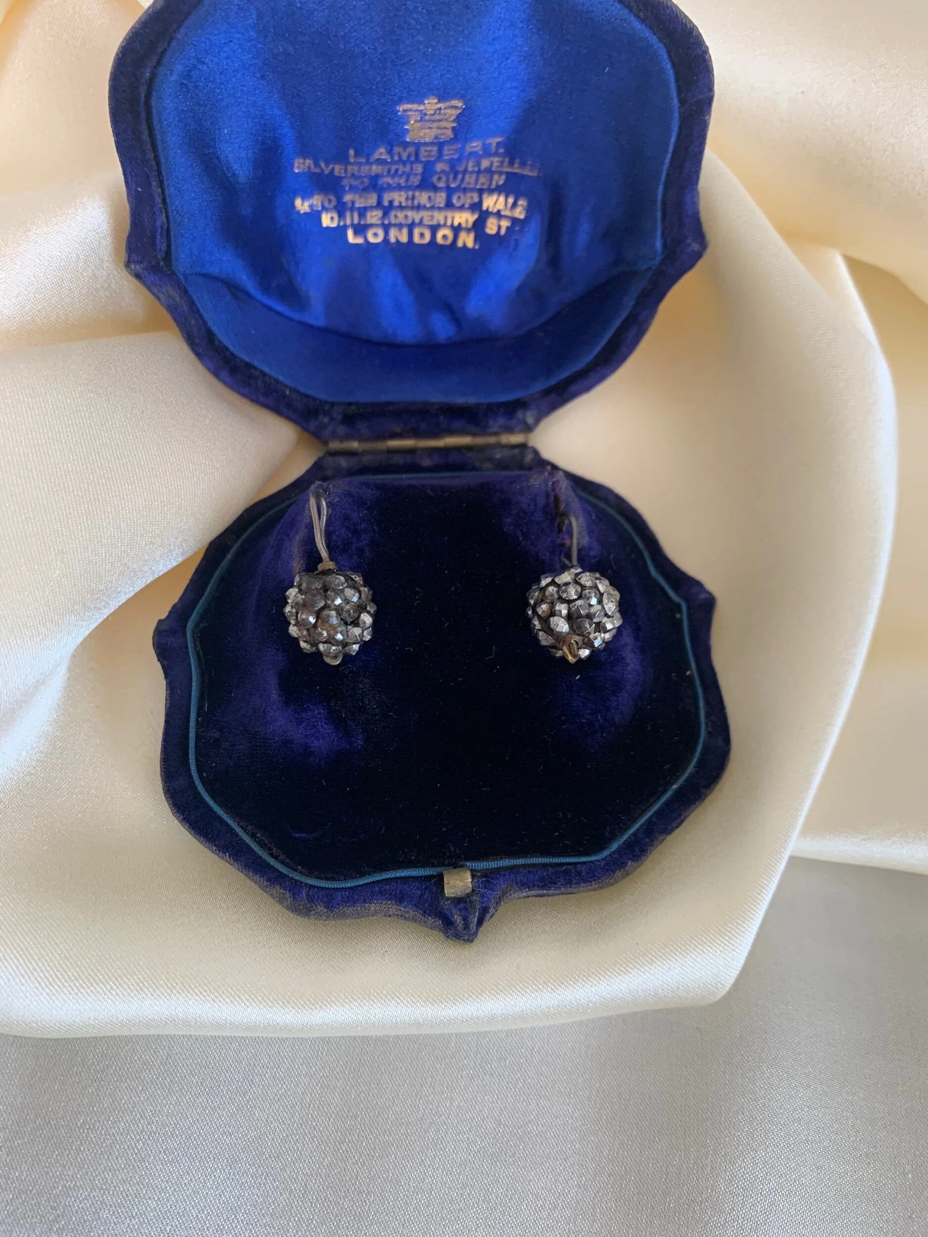 B0C41624-0FF0-4FB7-94D7-B6470D59AC62