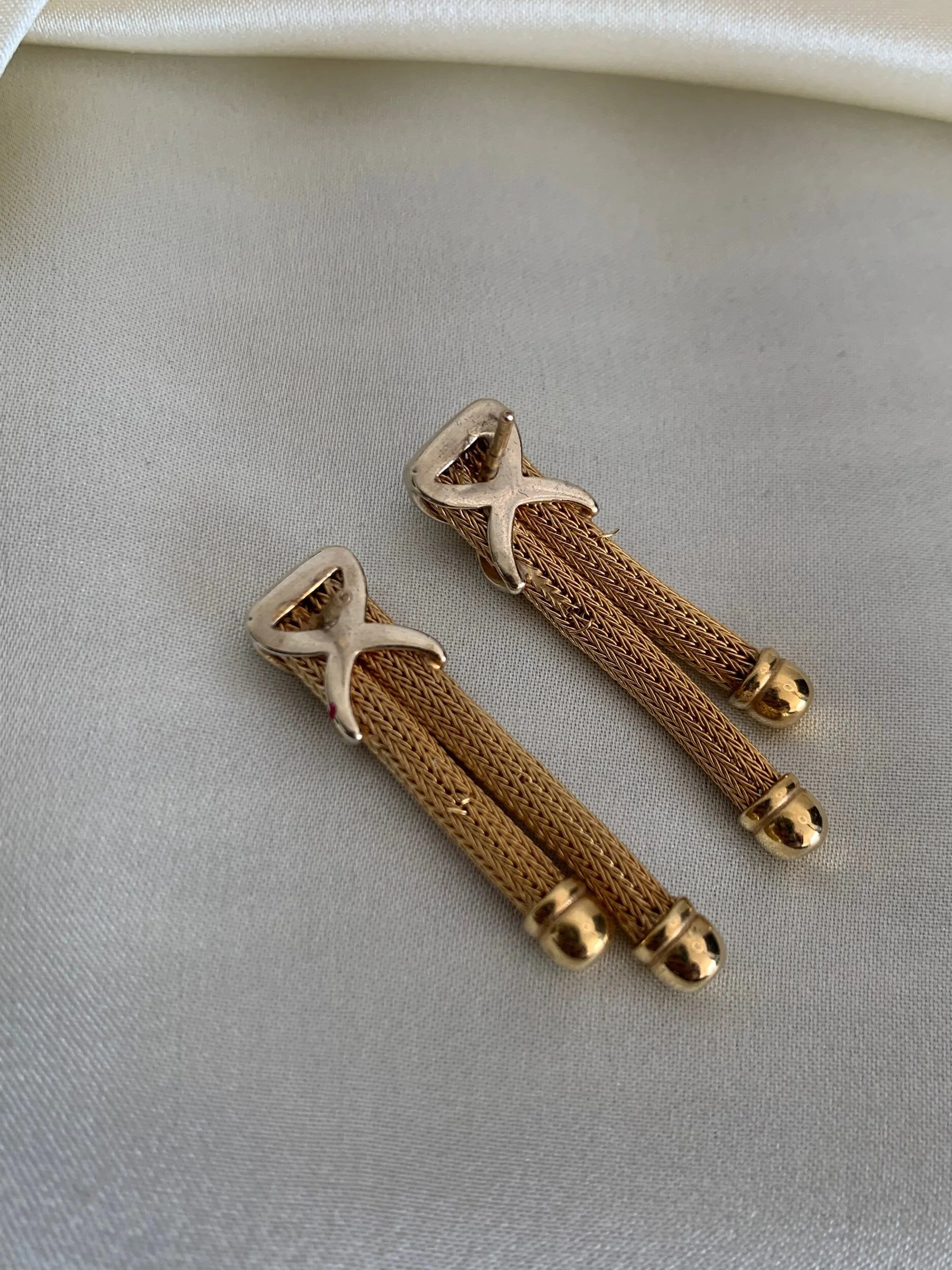 D9B0CA5D-CCFF-4B24-B475-46A77DCB4132