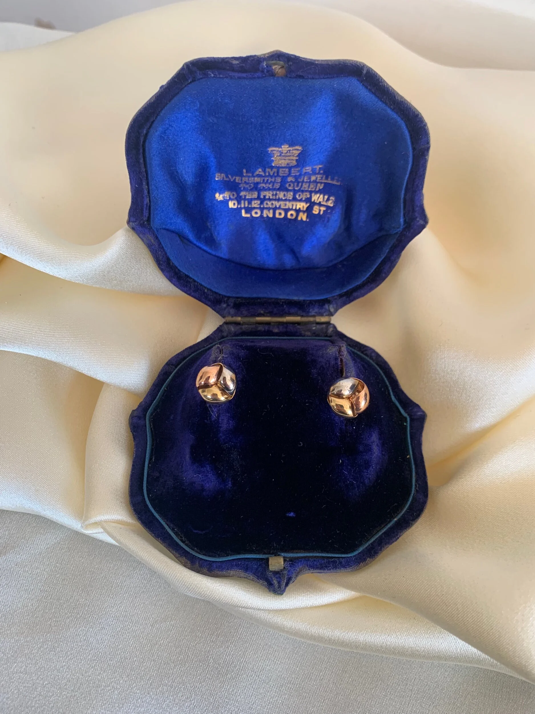 6726EC03-6A4F-4BC0-9F91-D9ADB10718DE