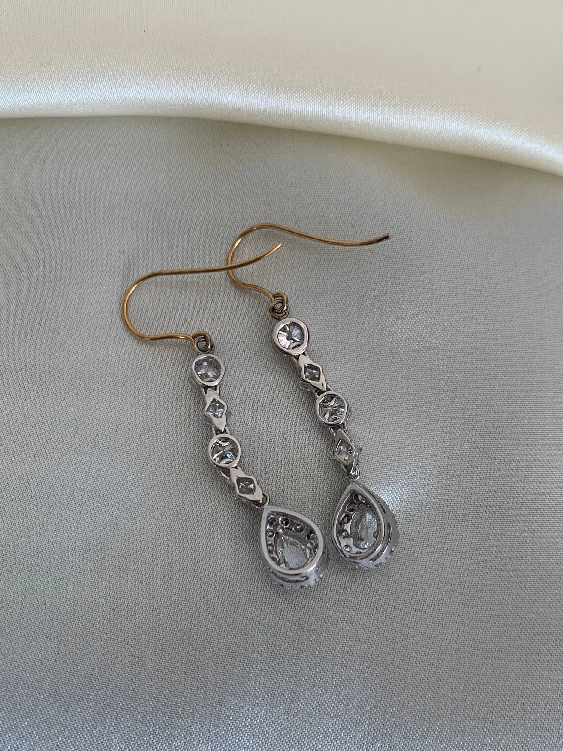 DF7F8708-921B-42DA-B684-4D7405D886E6