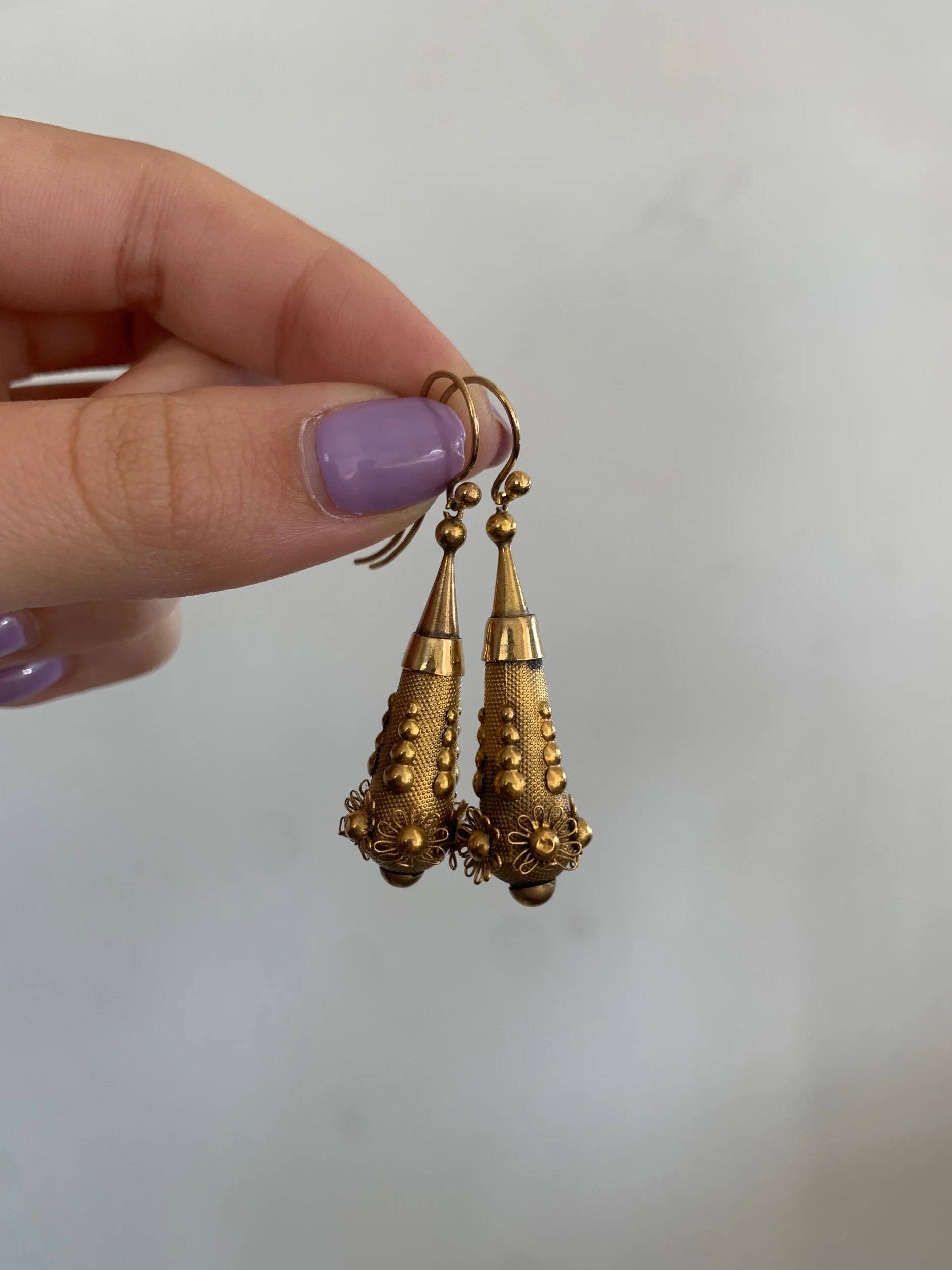 9B278C78-9B94-4C33-A20A-AE6B46D28E4D